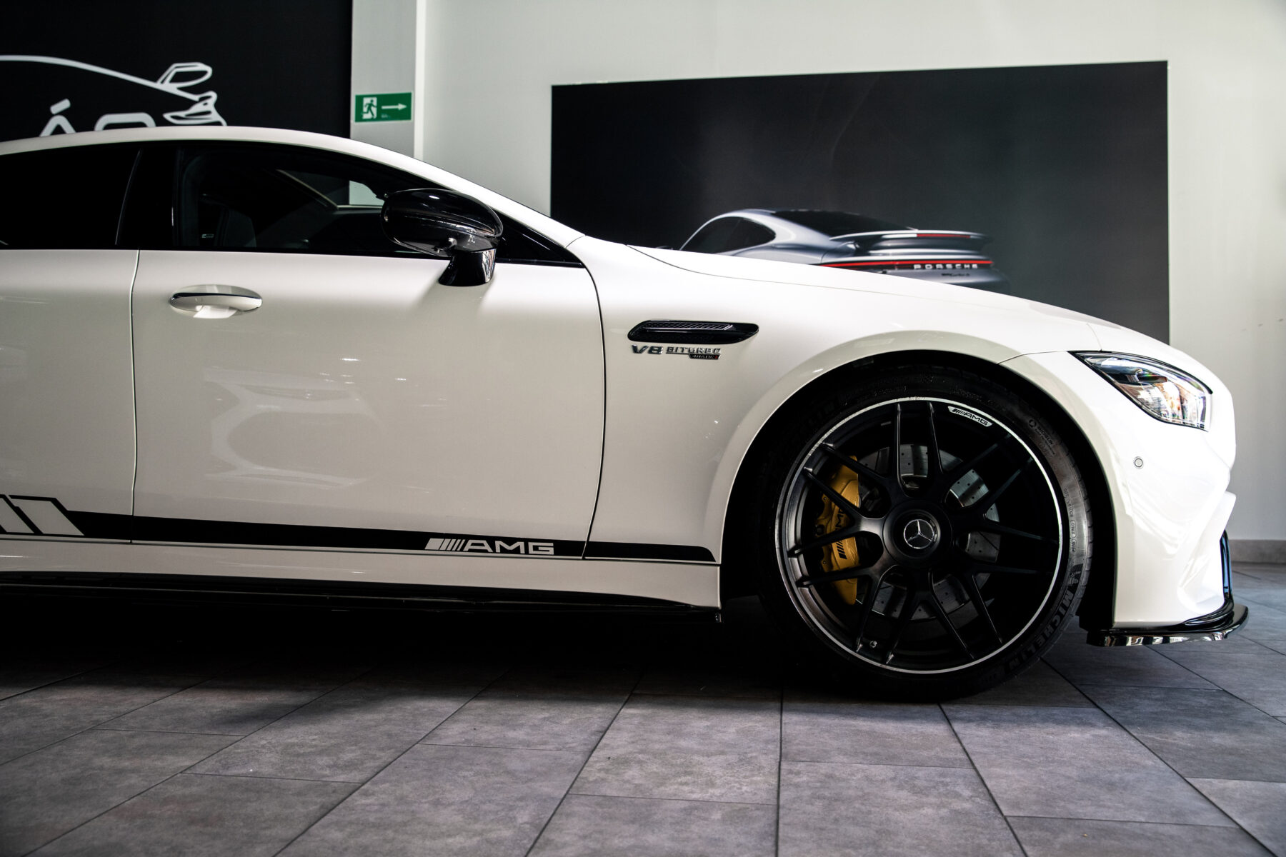 MERCEDES-BENZ AMG GT 63 S 4MATIC