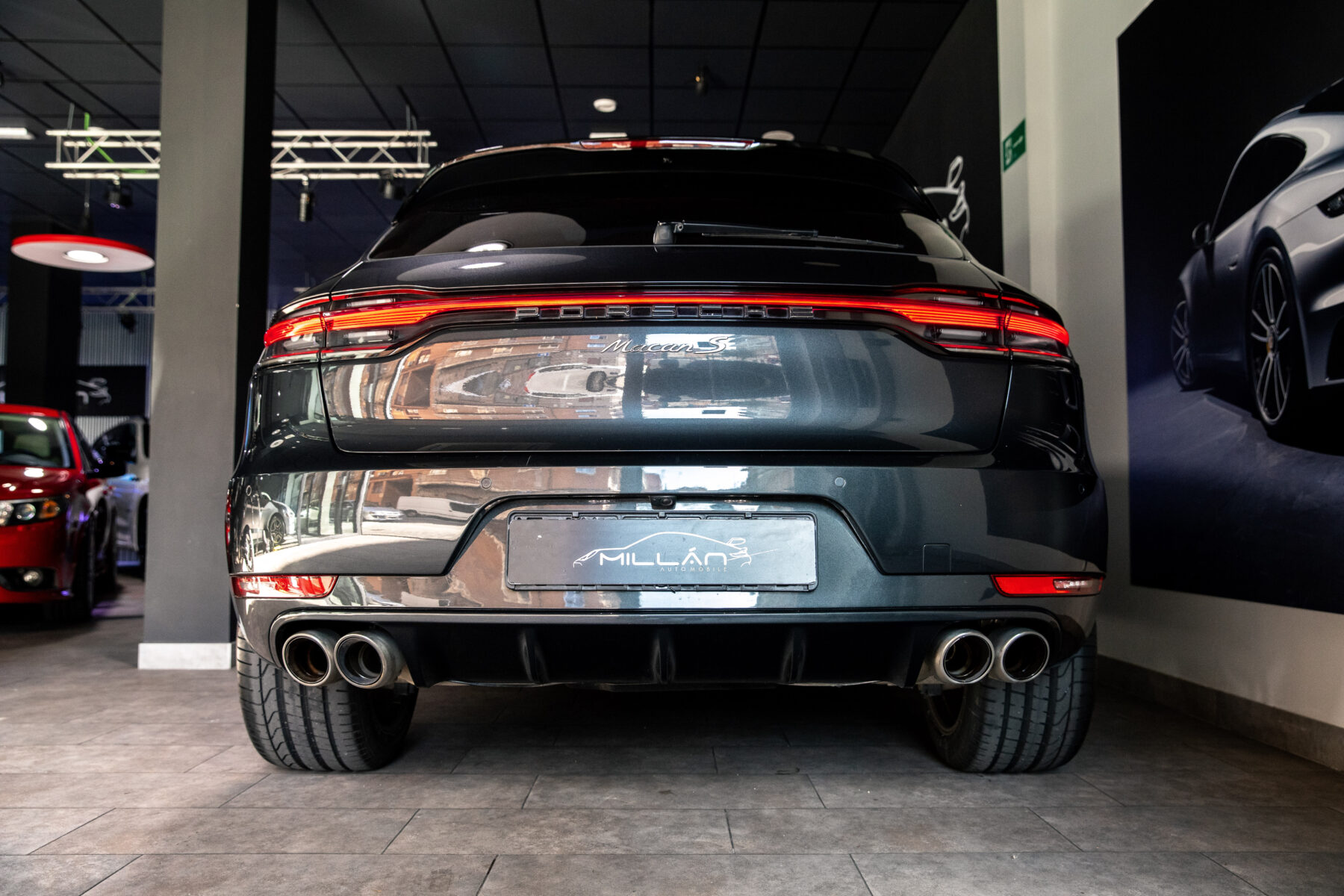 PORSCHE Macan S
