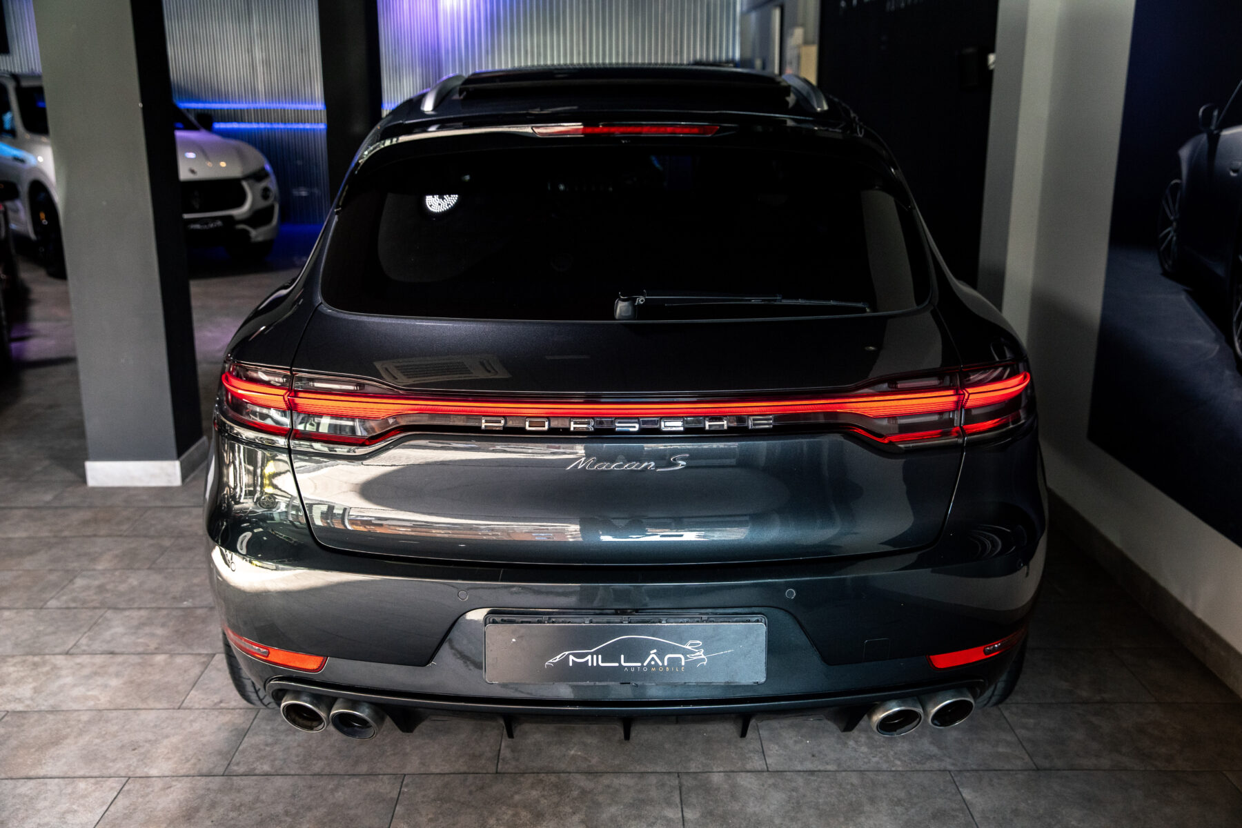 PORSCHE Macan S