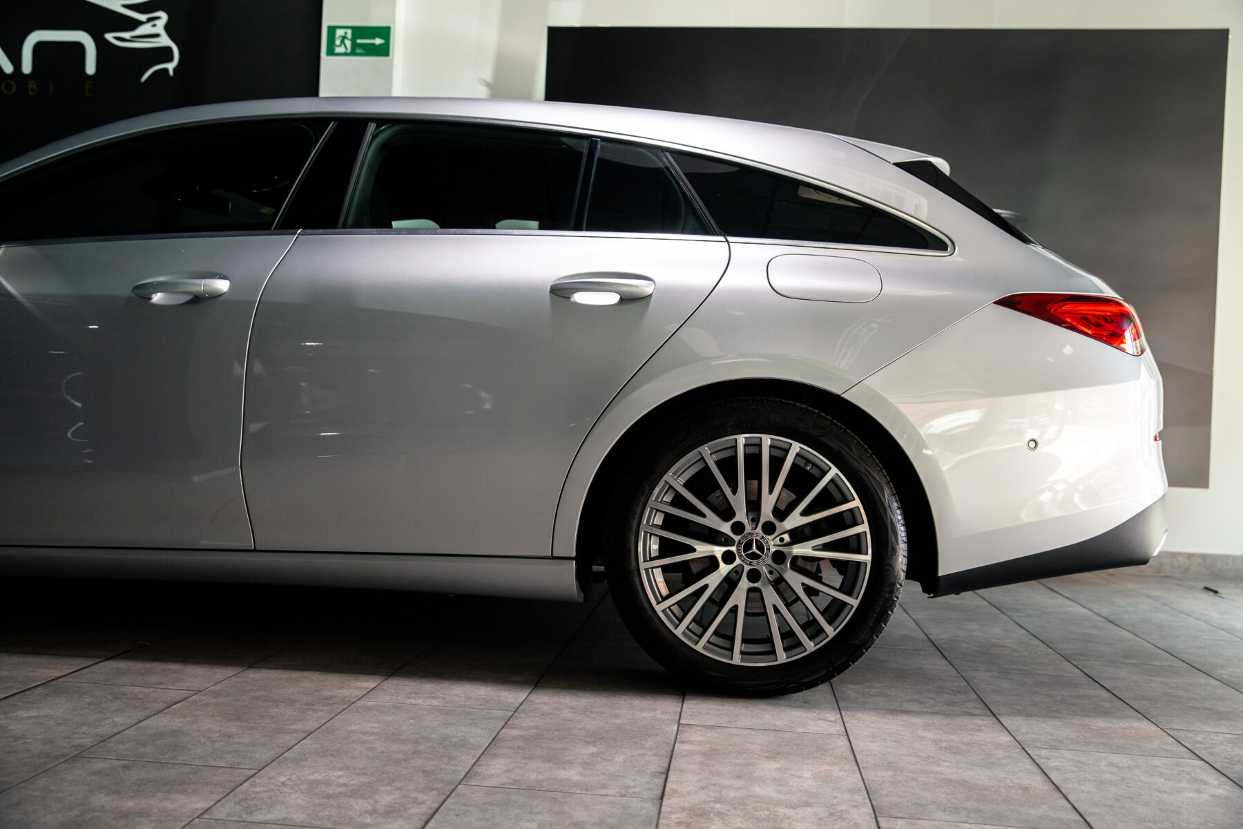 MERCEDES-BENZ MERCEDES-BENZ CLA CLA 180 D DCT Shooting Brake