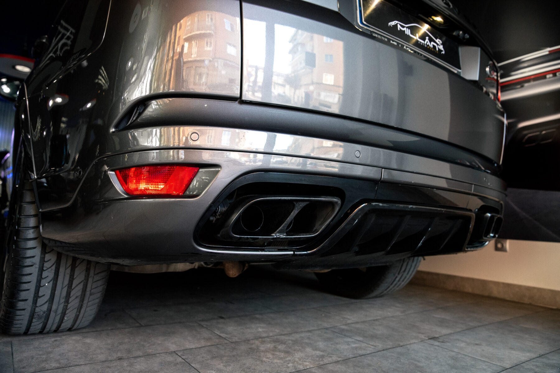 LAND-ROVER Range Rover Sport 5.0 V8 SC SVR