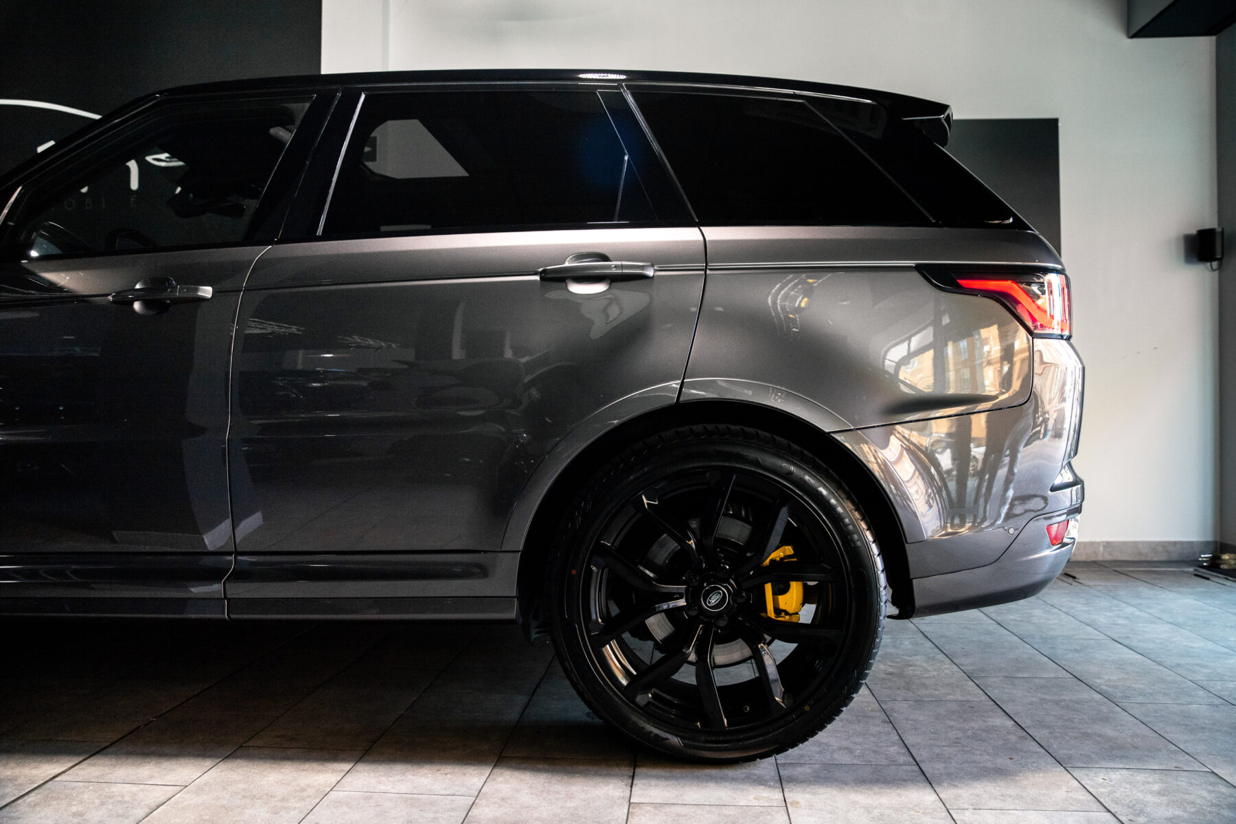 LAND-ROVER Range Rover Sport 5.0 V8 SC SVR