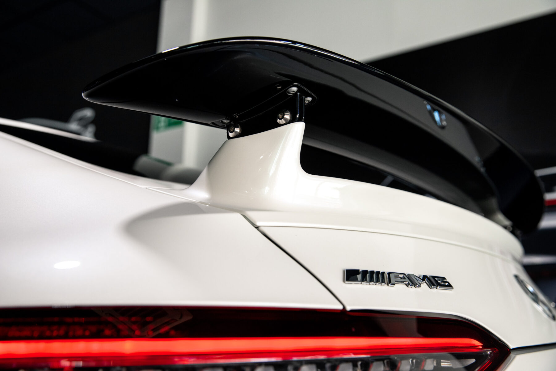 MERCEDES-BENZ AMG GT 63 S 4MATIC