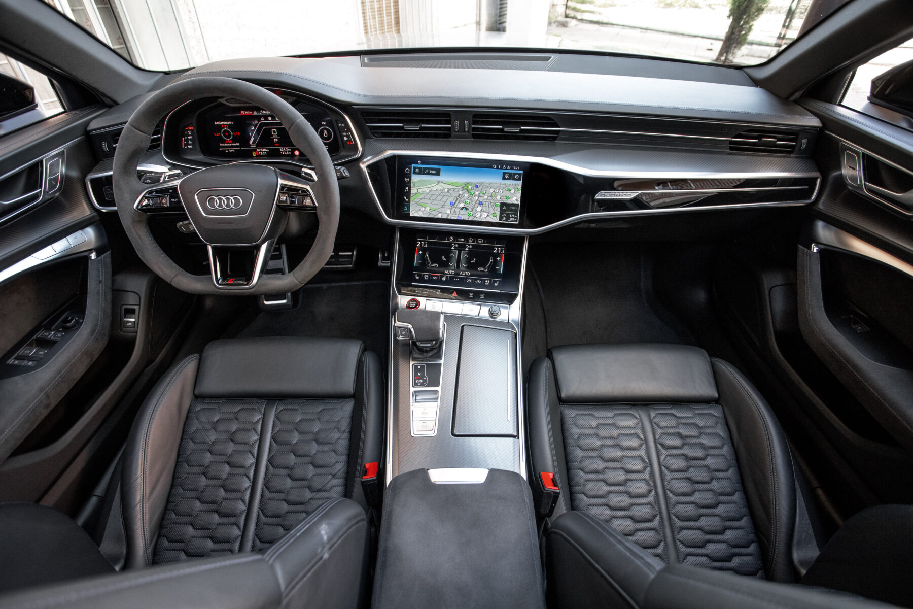 AUDI RS6 Avant TFSI quattro 25 years