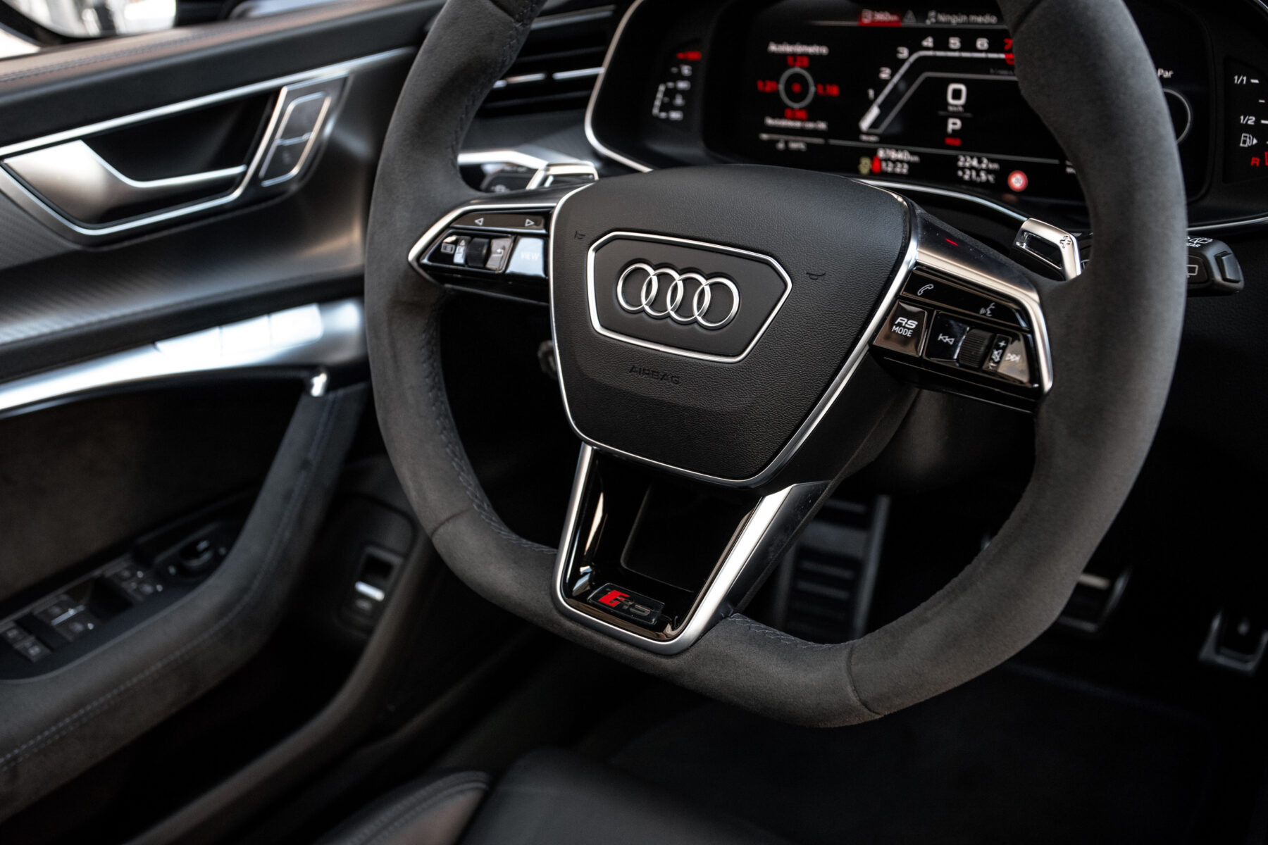 AUDI RS6 Avant TFSI quattro 25 years