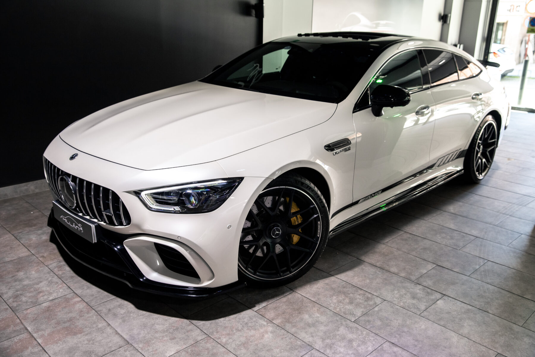 MERCEDES-BENZ AMG GT 63 S 4MATIC