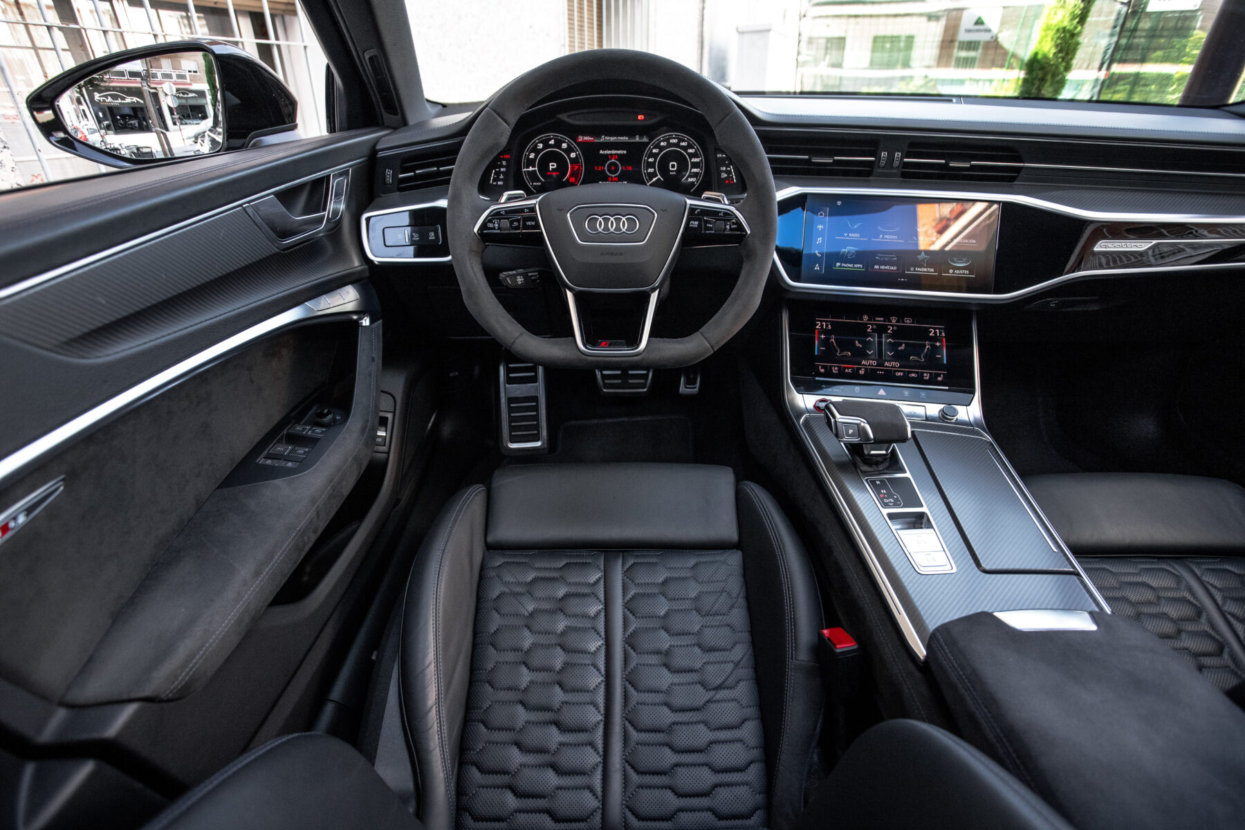 AUDI RS6 Avant TFSI quattro 25 years