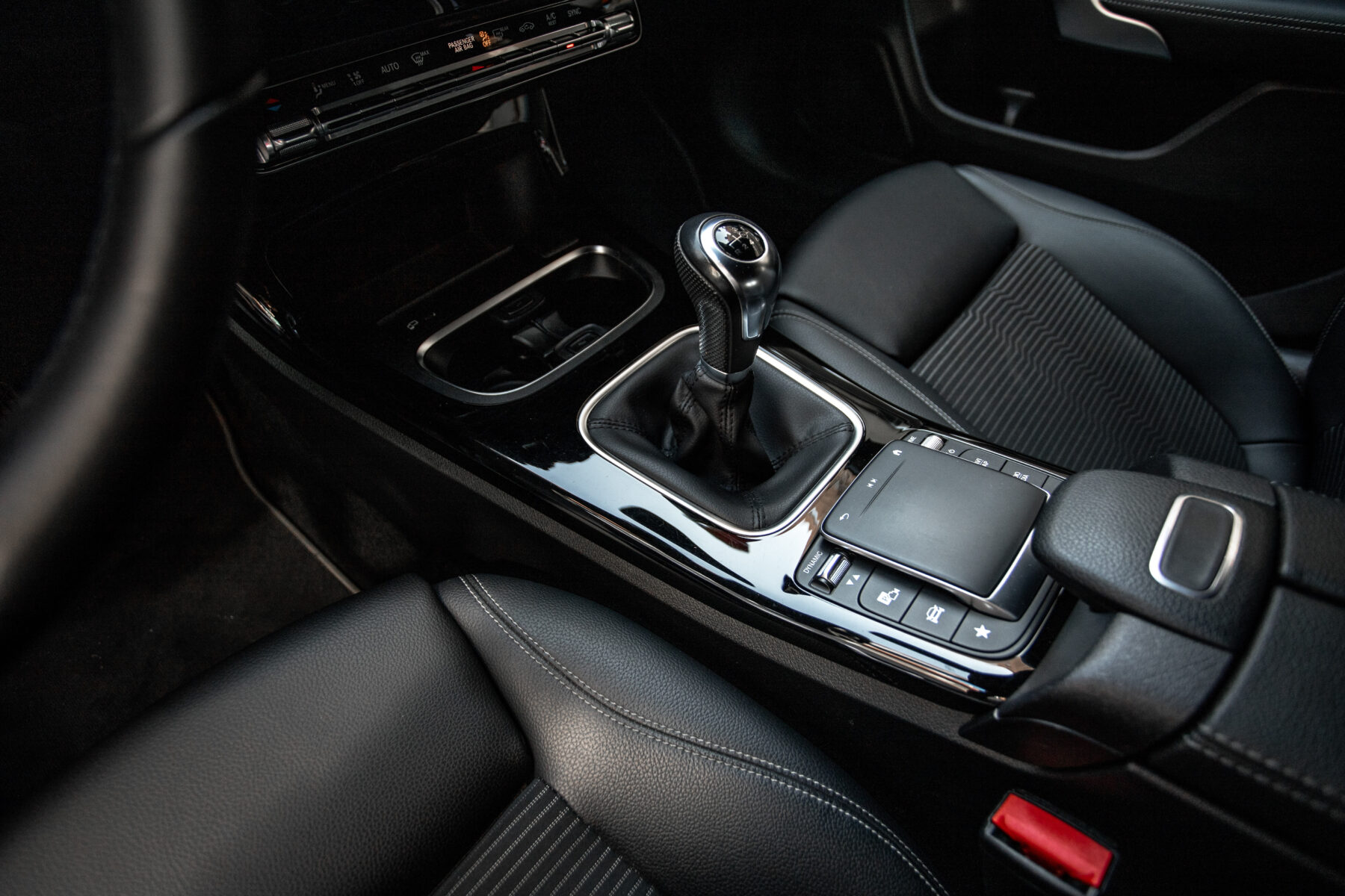 MERCEDES-BENZ MERCEDES-BENZ CLA CLA 180 D DCT Shooting Brake