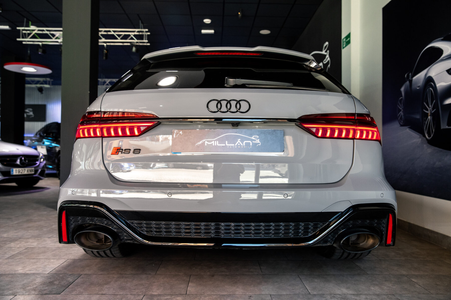 AUDI RS6 Avant TFSI quattro 25 years