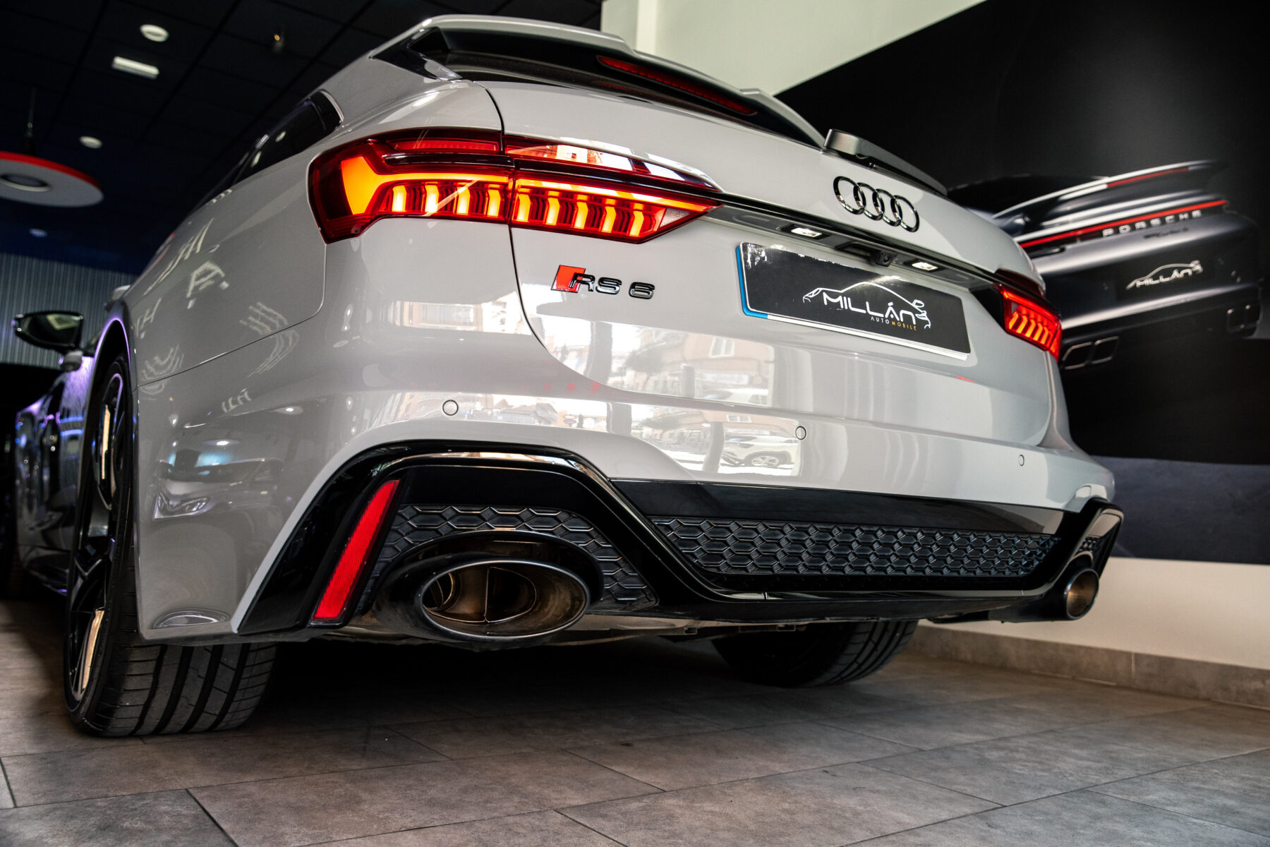 AUDI RS6 Avant TFSI quattro 25 years