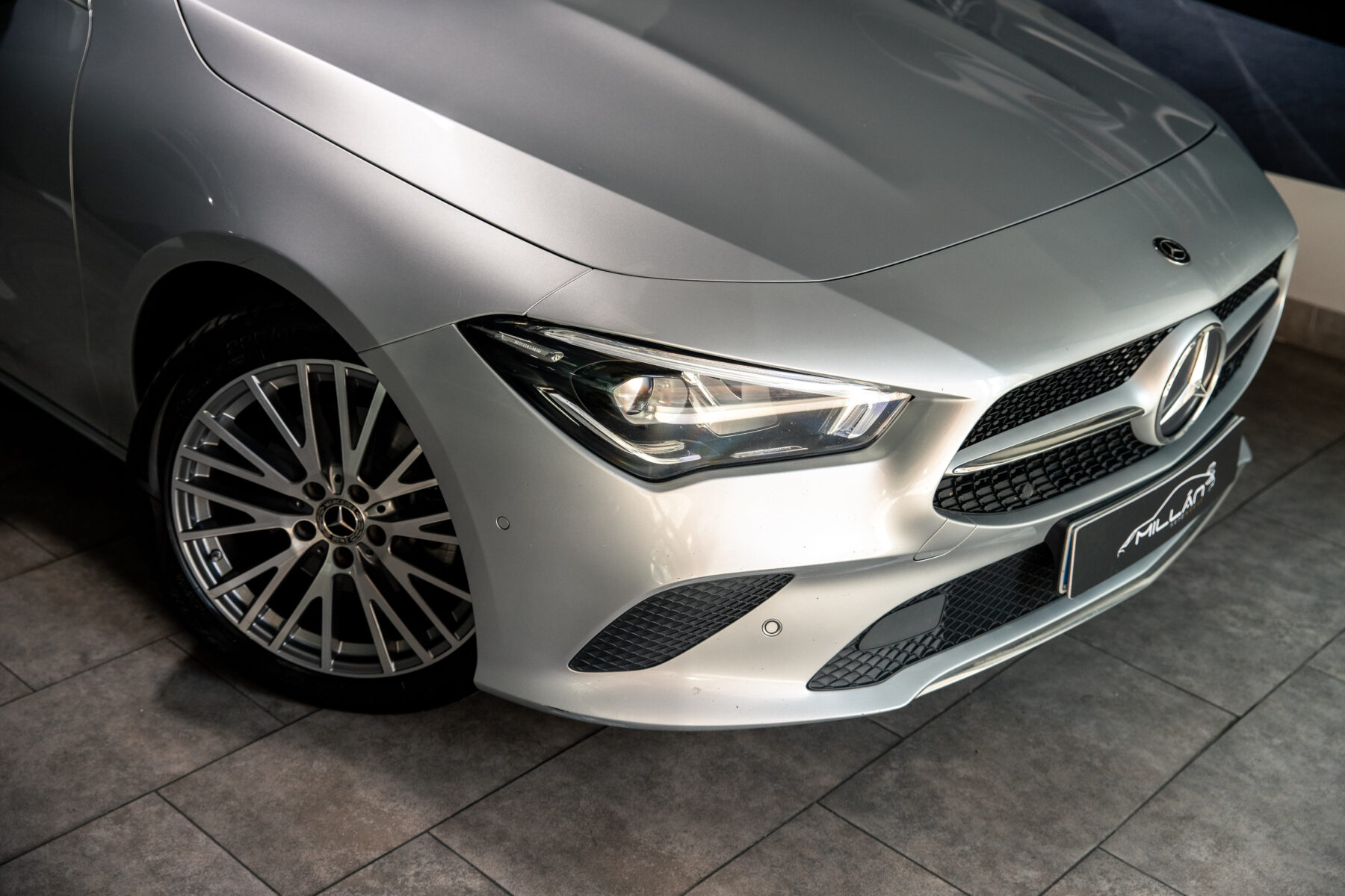MERCEDES-BENZ MERCEDES-BENZ CLA CLA 180 D DCT Shooting Brake