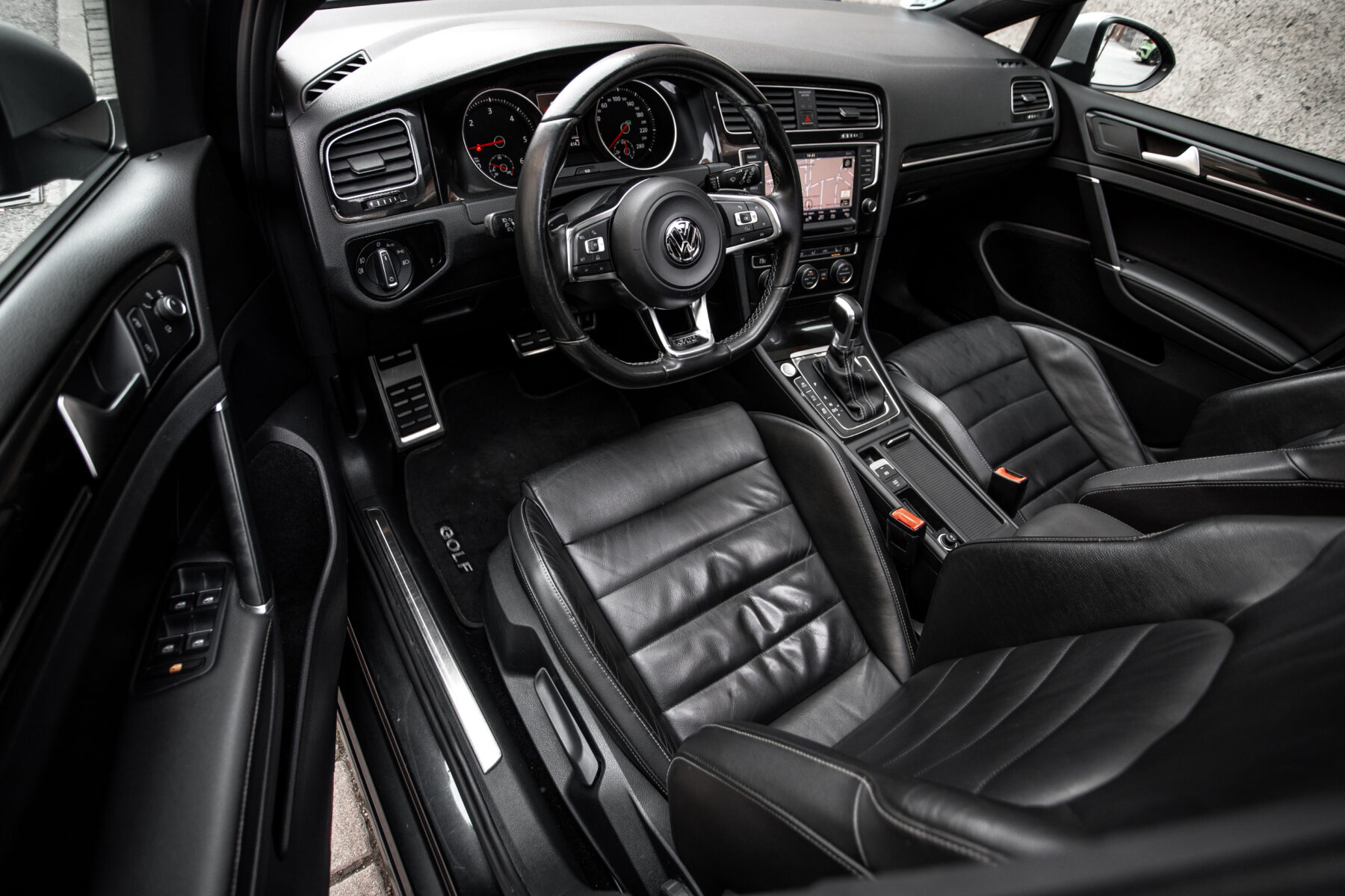 VOLKSWAGEN Golf GTD 2.0 TDI DSG BMT