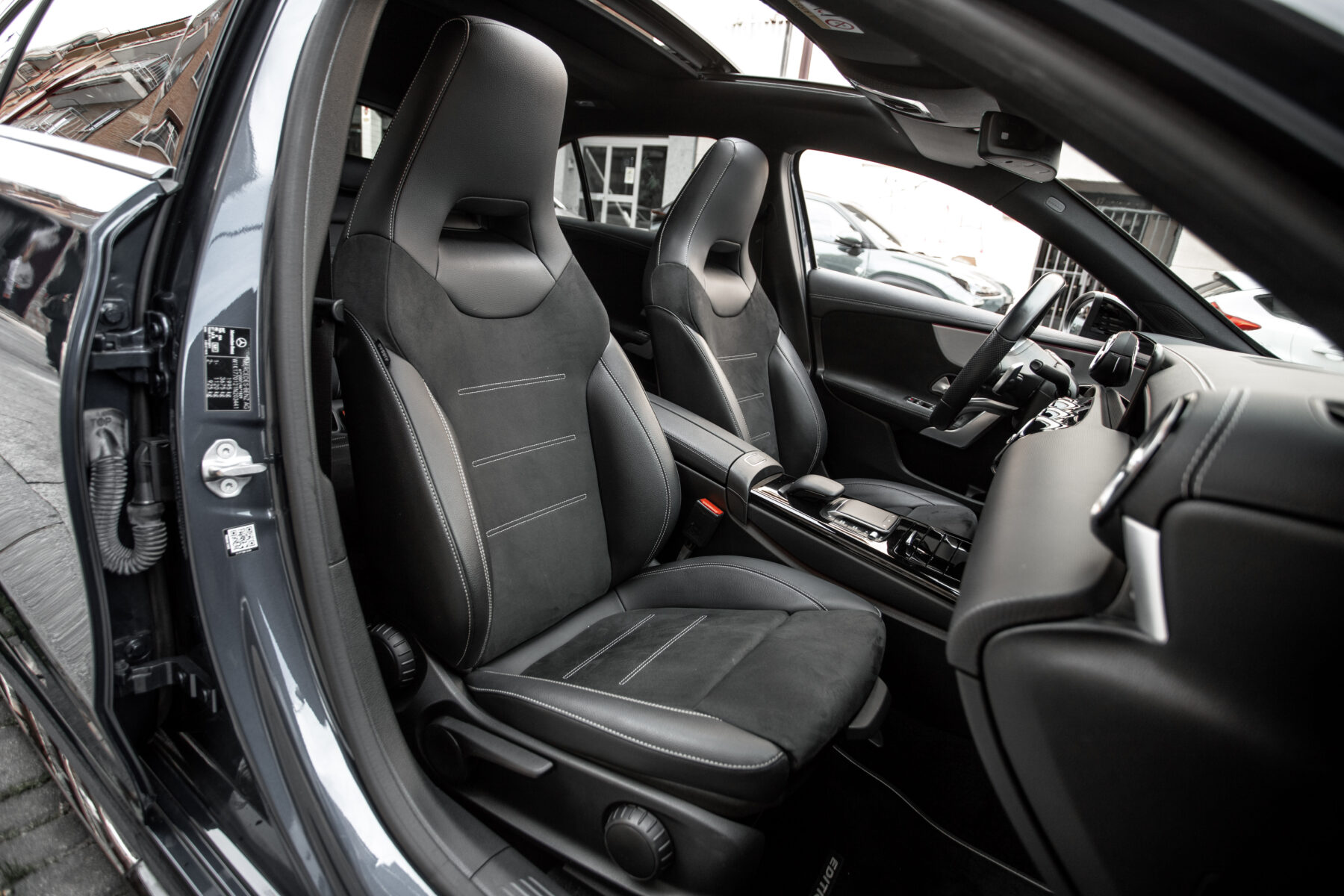 MERCEDES-BENZ A 200d