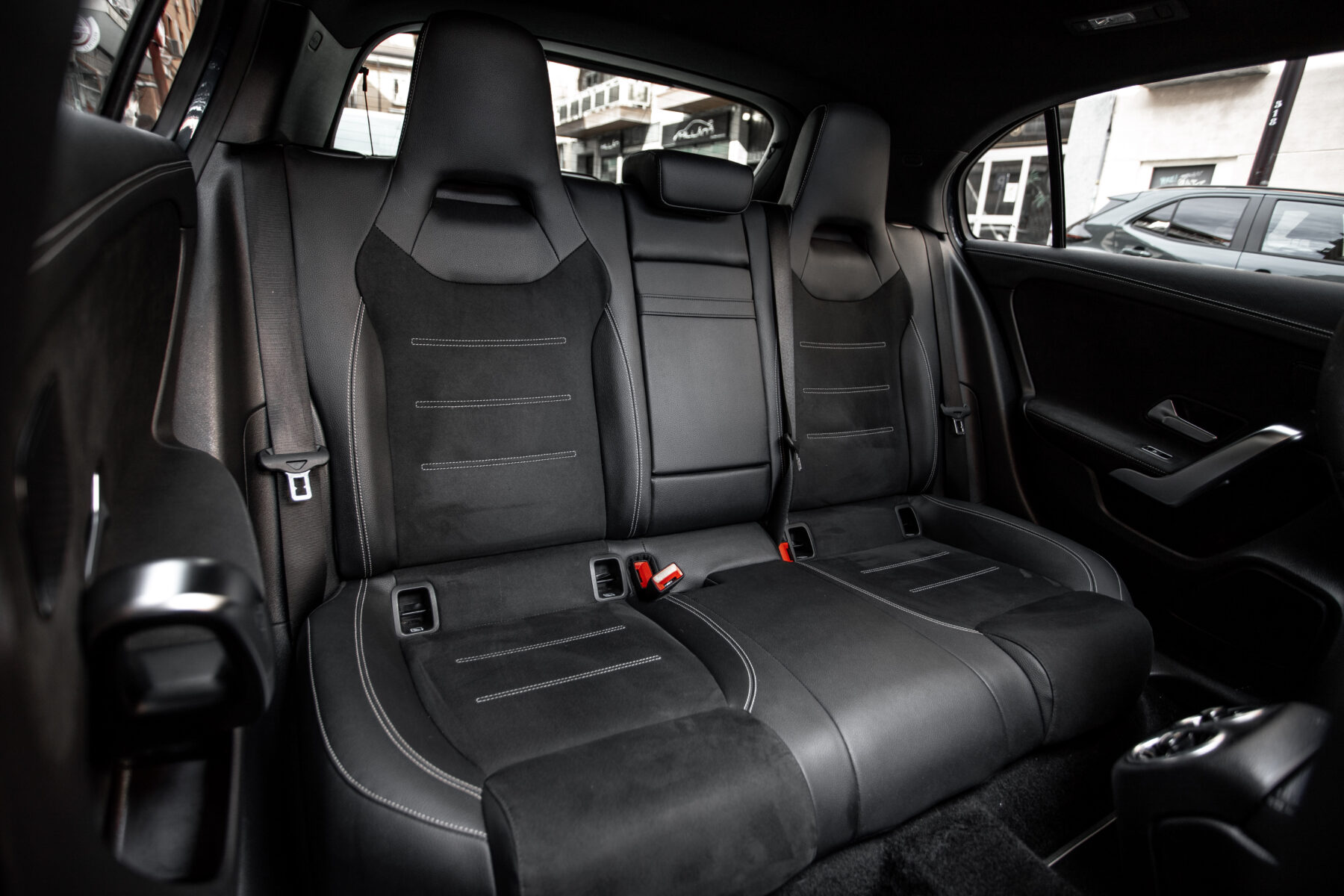 MERCEDES-BENZ A 200d