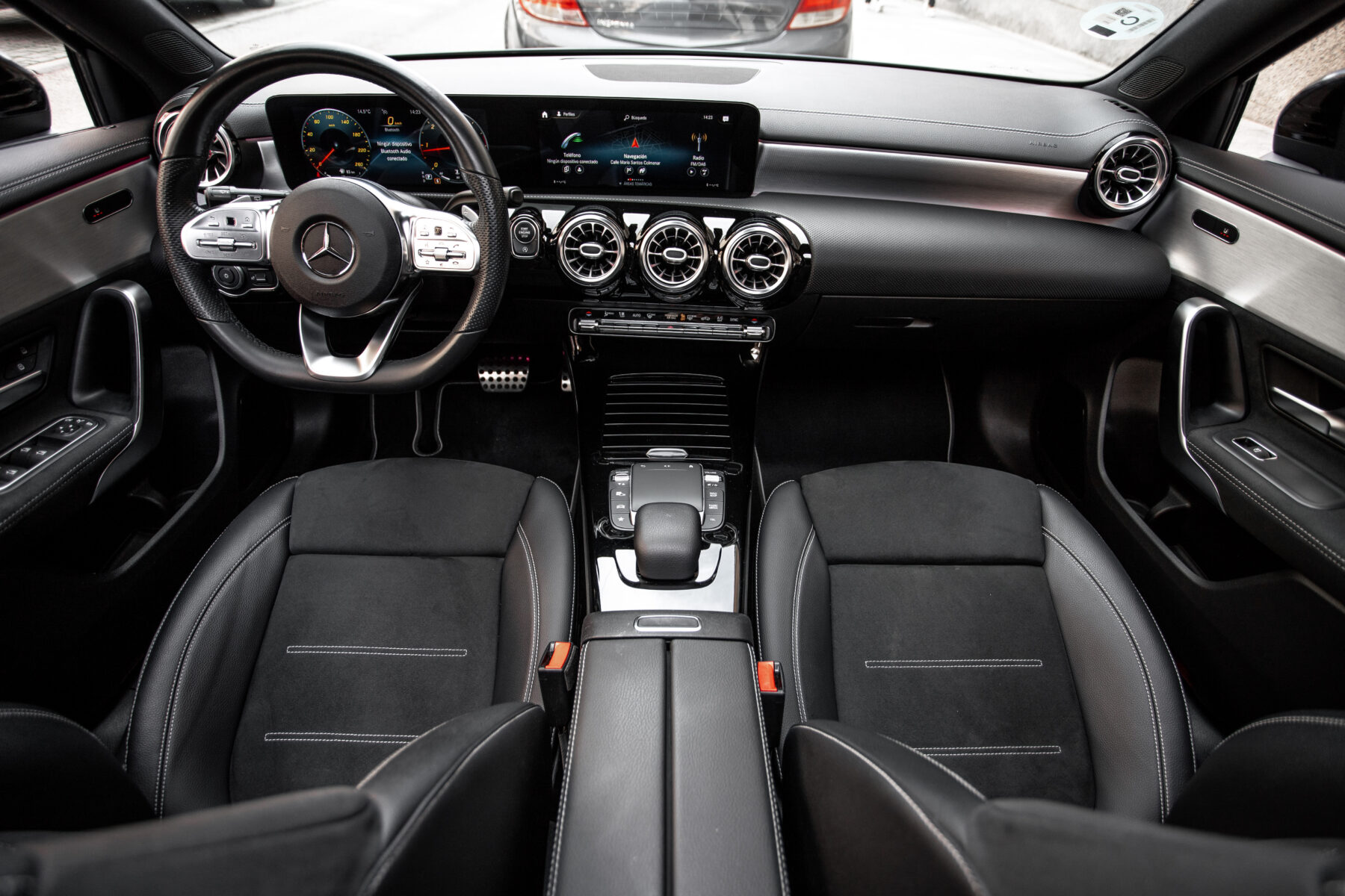 MERCEDES-BENZ A 200d