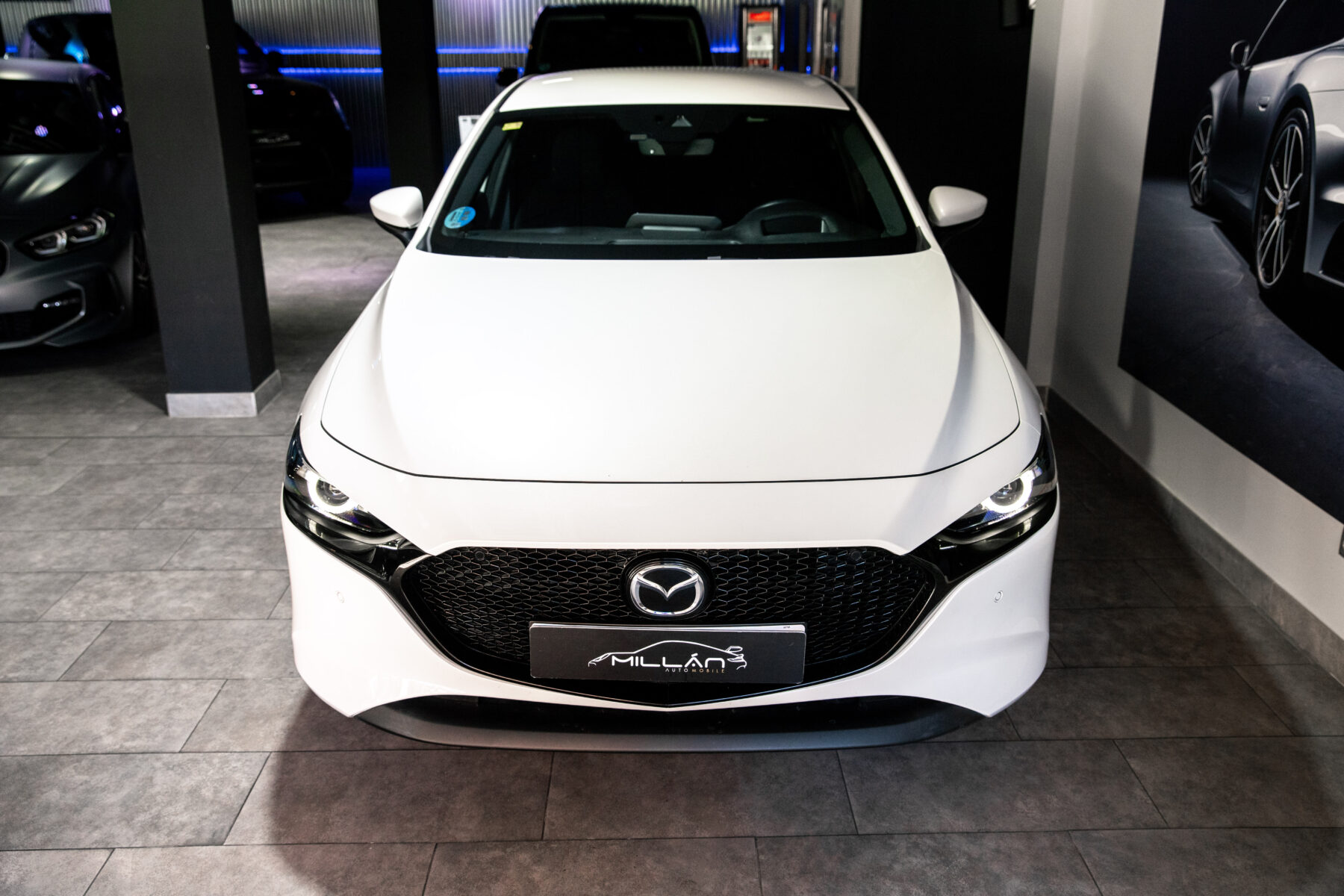 MAZDA 3 2.0 SKYACTIVG ZENITH SAFETY