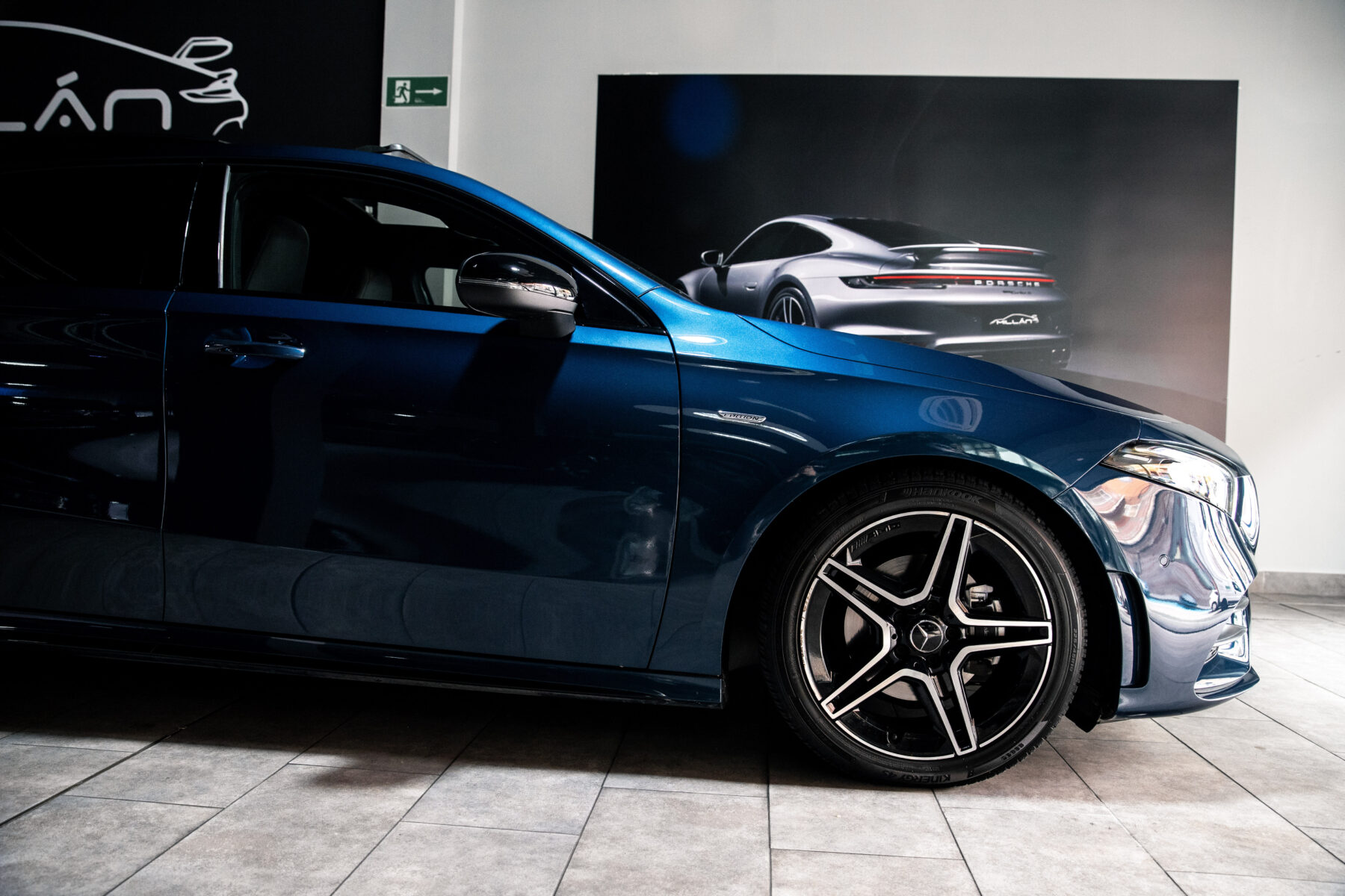 MERCEDES-BENZ A 200d