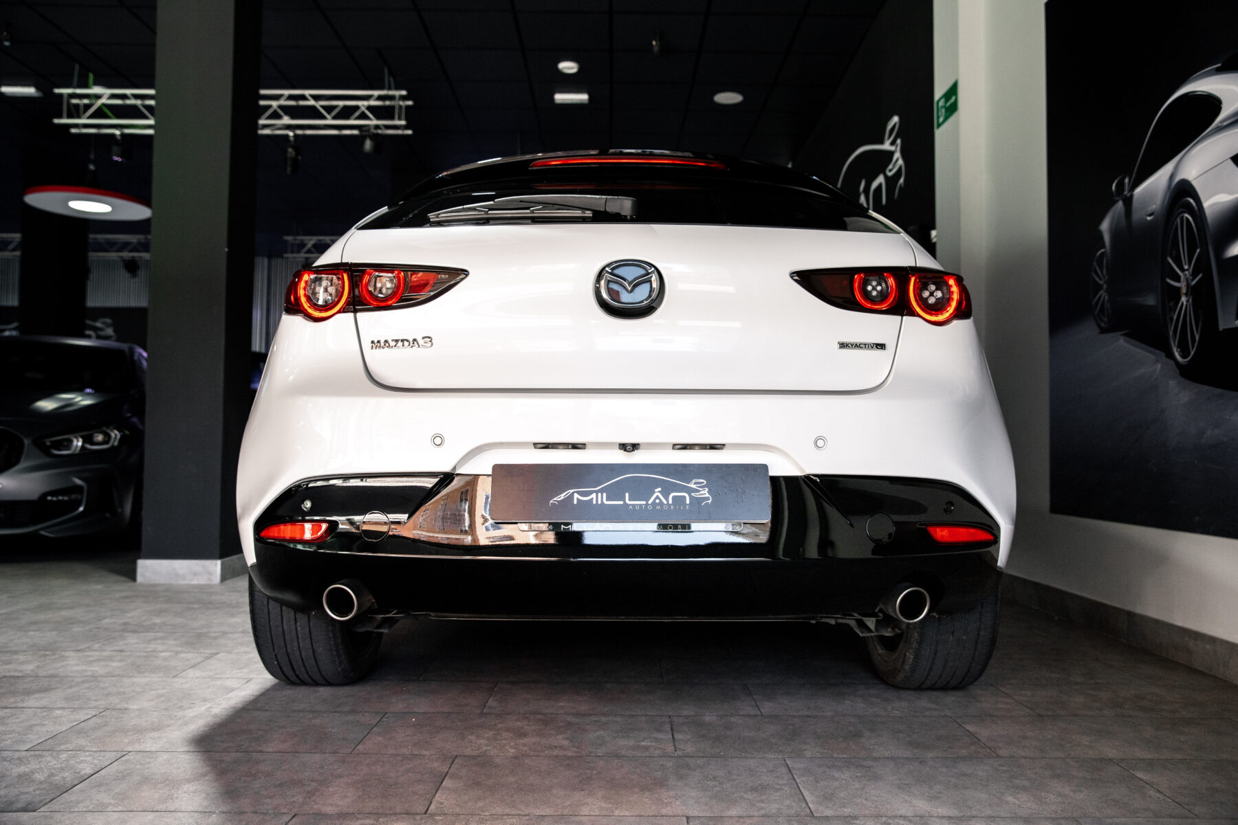 MAZDA 3 2.0 SKYACTIVG ZENITH SAFETY