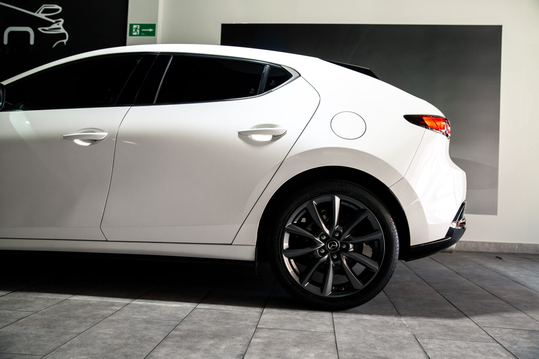 MAZDA 3 2.0 SKYACTIVG ZENITH SAFETY