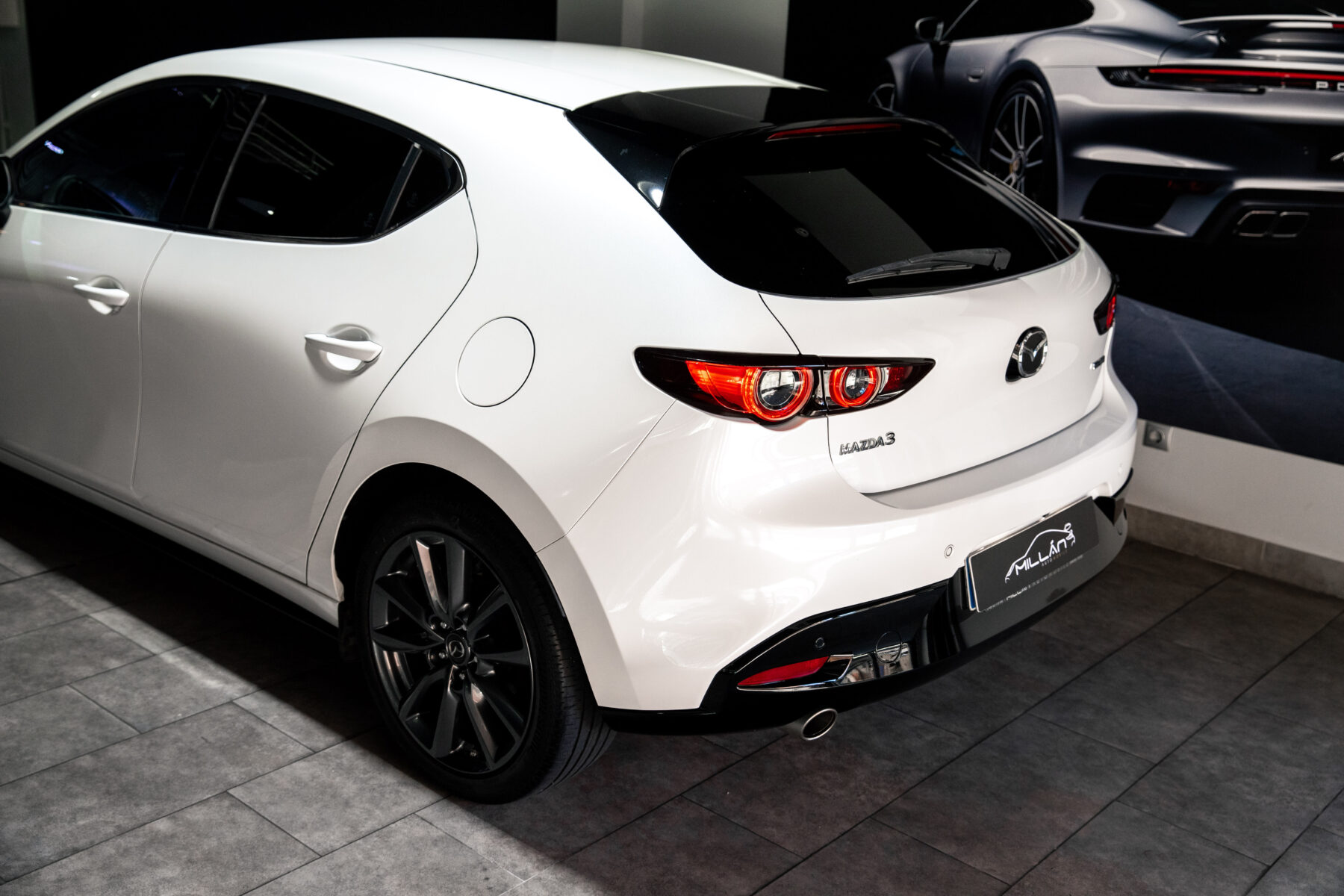 MAZDA 3 2.0 SKYACTIVG ZENITH SAFETY