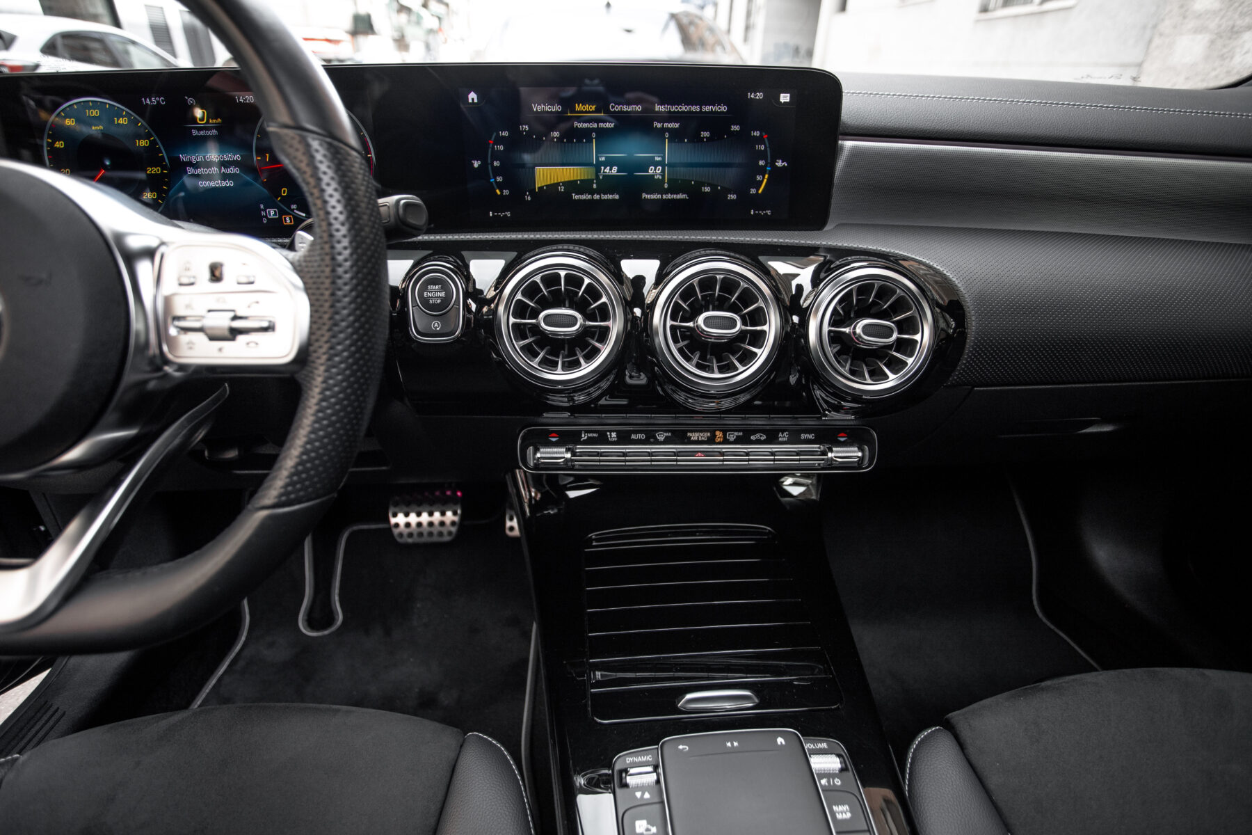 MERCEDES-BENZ A 200d