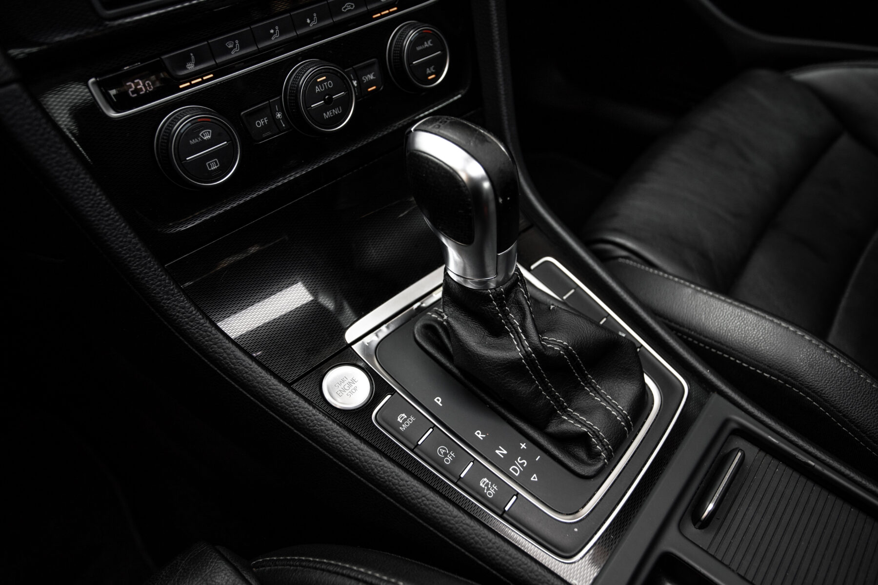 VOLKSWAGEN Golf GTD 2.0 TDI DSG BMT