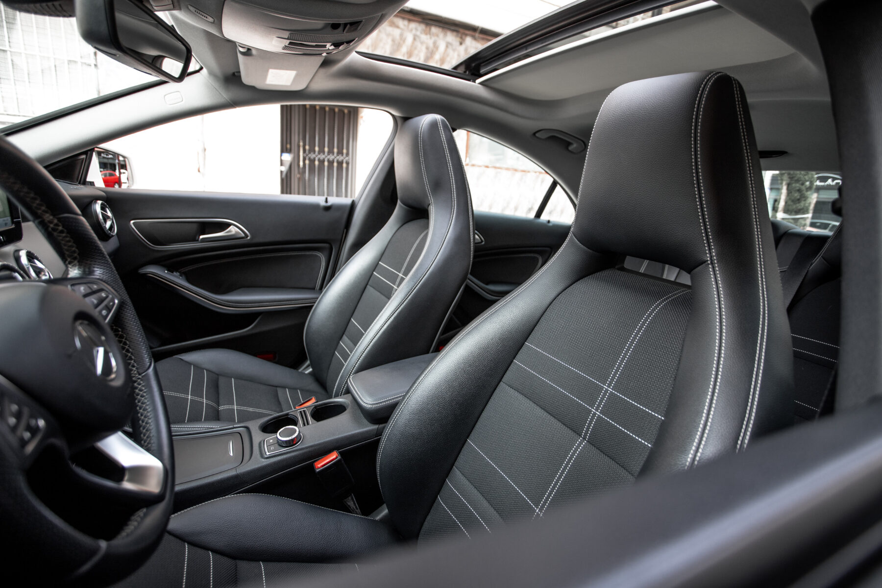 MERCEDES-BENZ CLA 200d 4 matic