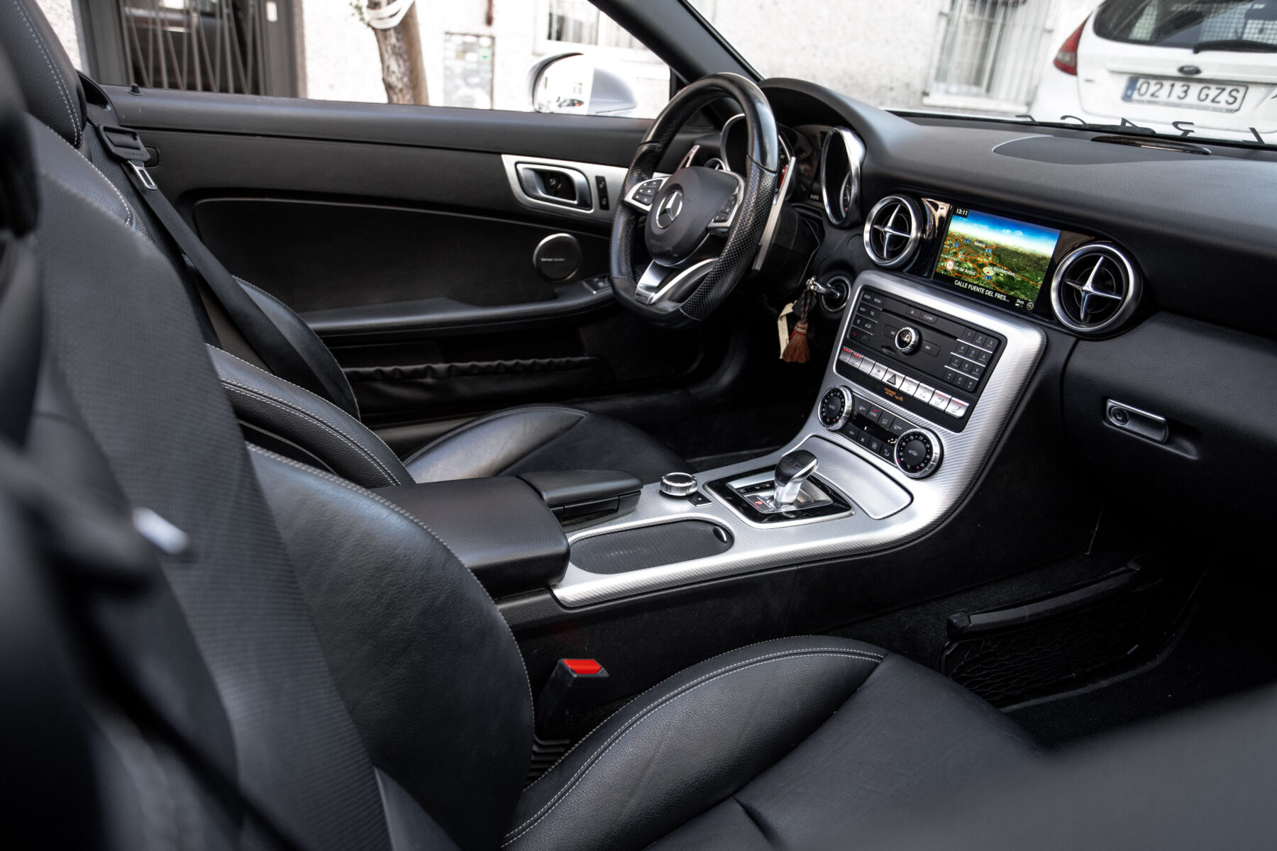 MERCEDES-BENZ SLC 250d AMG