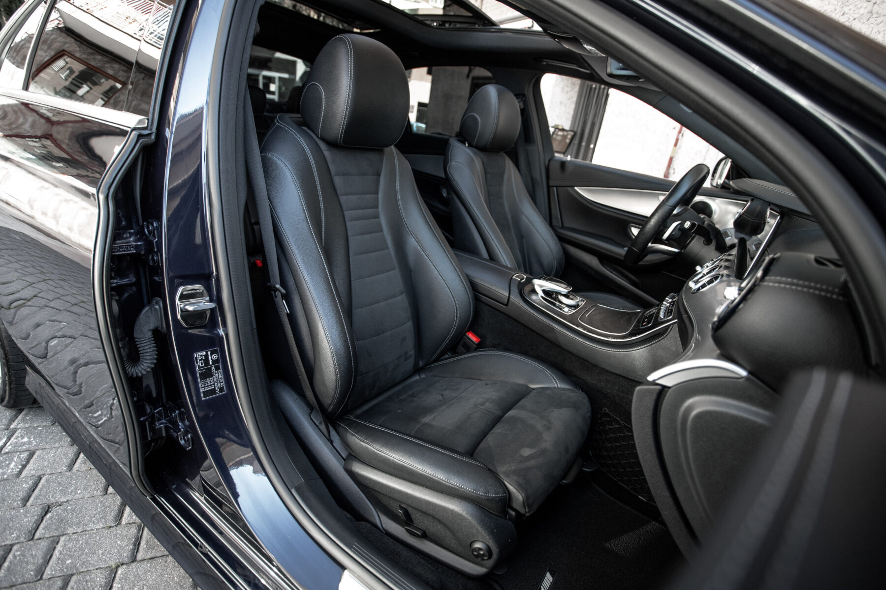 MERCEDES-BENZ E350 AMG