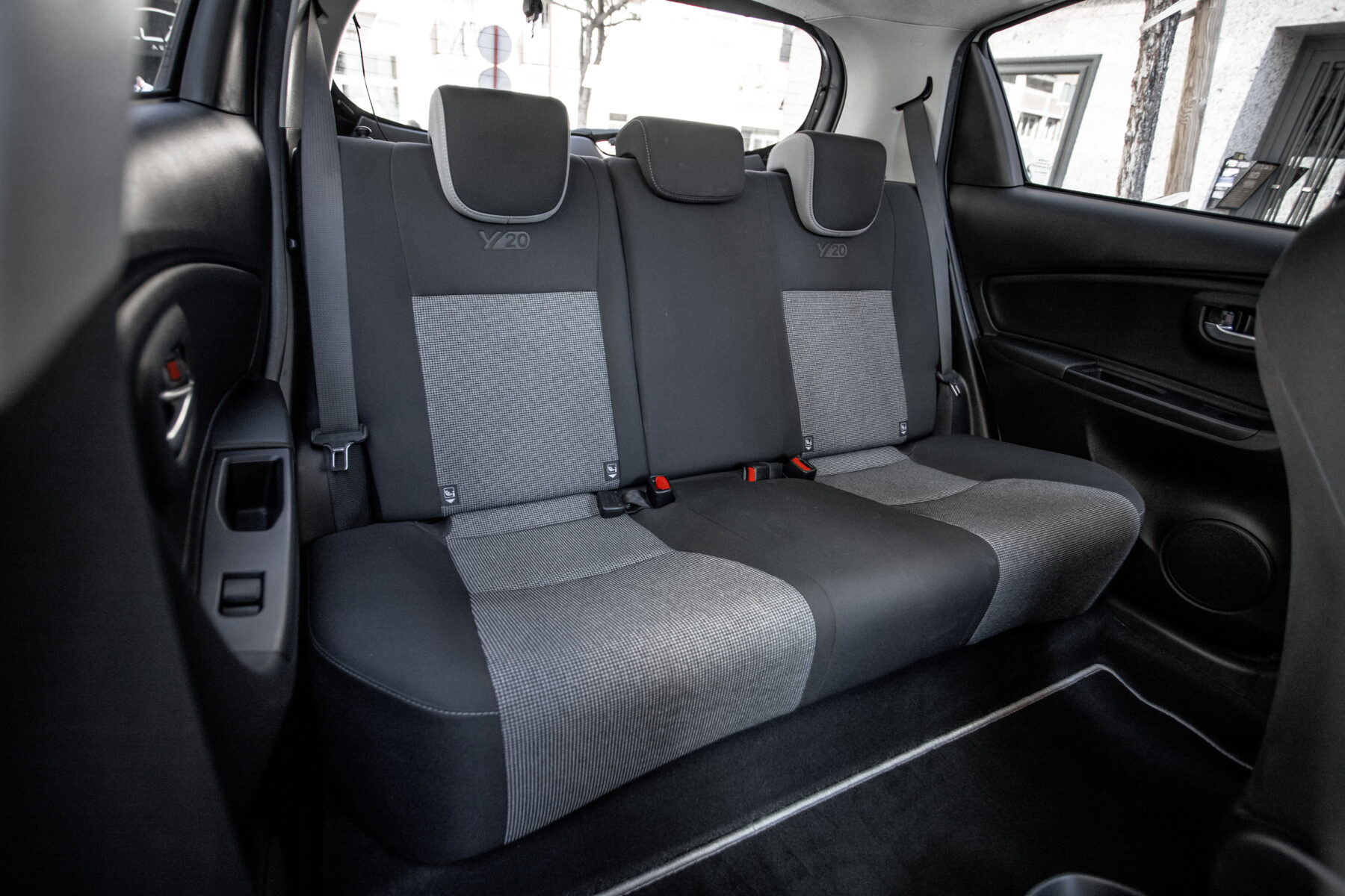 TOYOTA YARIS 20 ANIVERSARIO