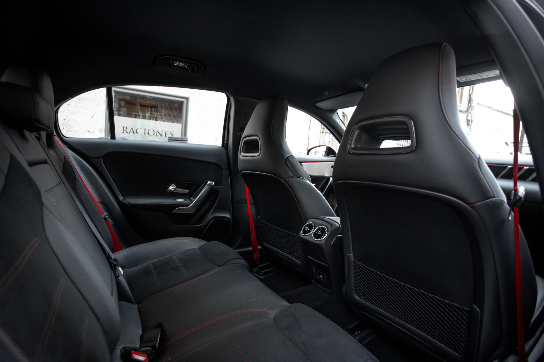 MERCEDES-BENZ A35AMG 4 MATIC