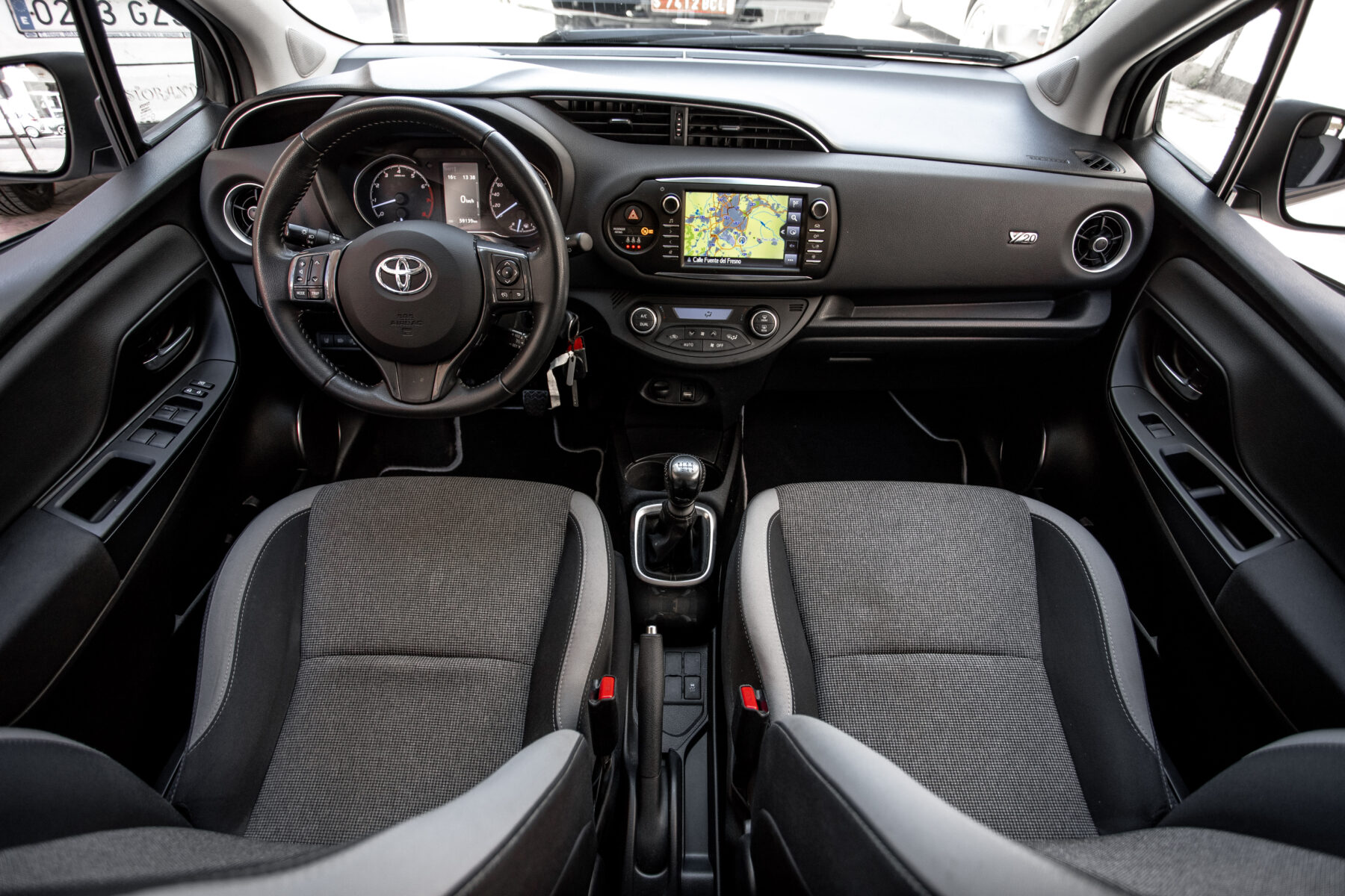 TOYOTA YARIS 20 ANIVERSARIO