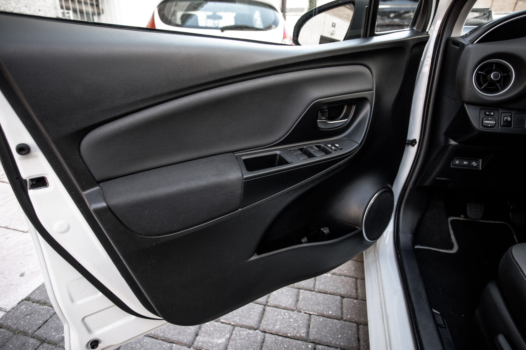 TOYOTA YARIS 20 ANIVERSARIO