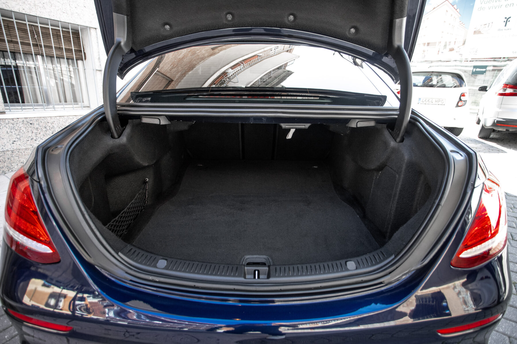 MERCEDES-BENZ E350 AMG