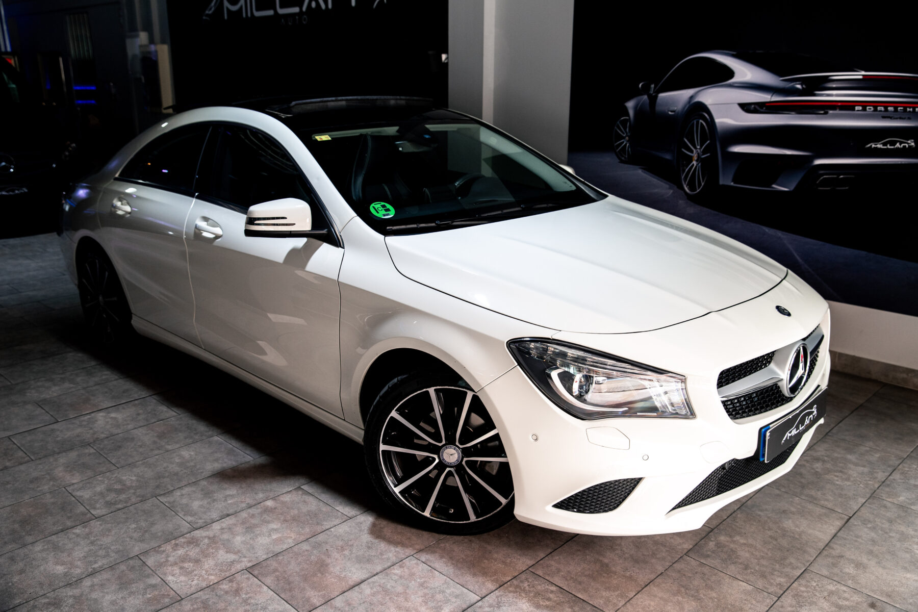 MERCEDES-BENZ CLA 200d 4 matic