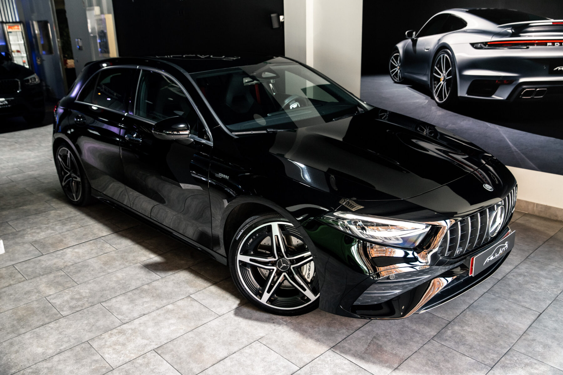 MERCEDES-BENZ A35AMG 4 MATIC