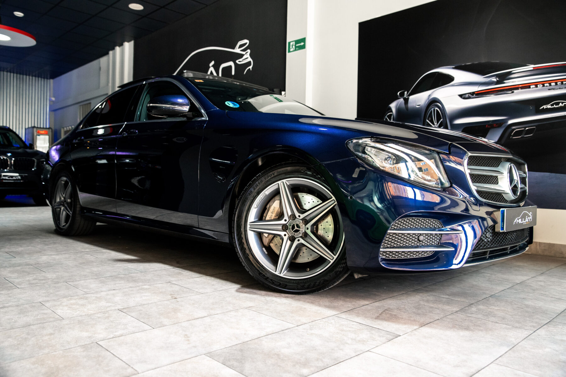 MERCEDES-BENZ E350 AMG