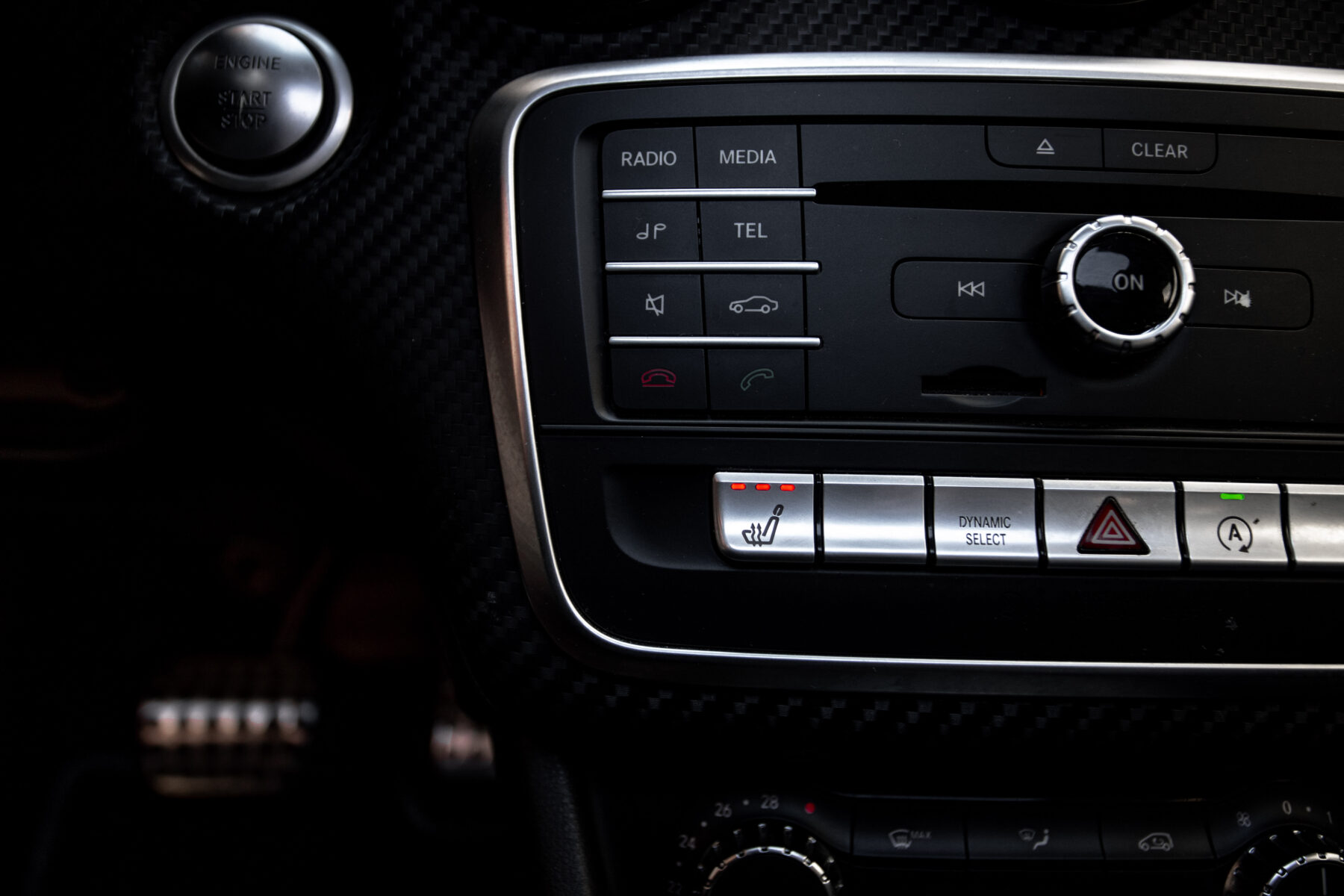 MERCEDES-BENZ A250 AMG 4 MATIC