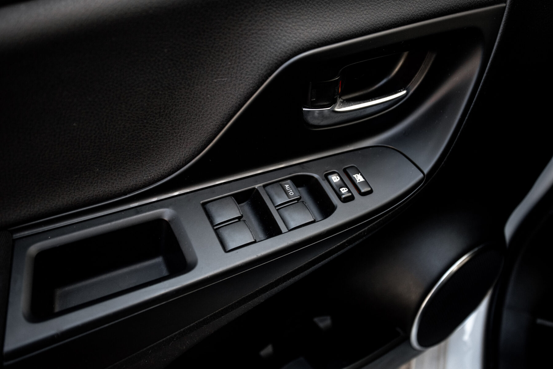 TOYOTA YARIS 20 ANIVERSARIO