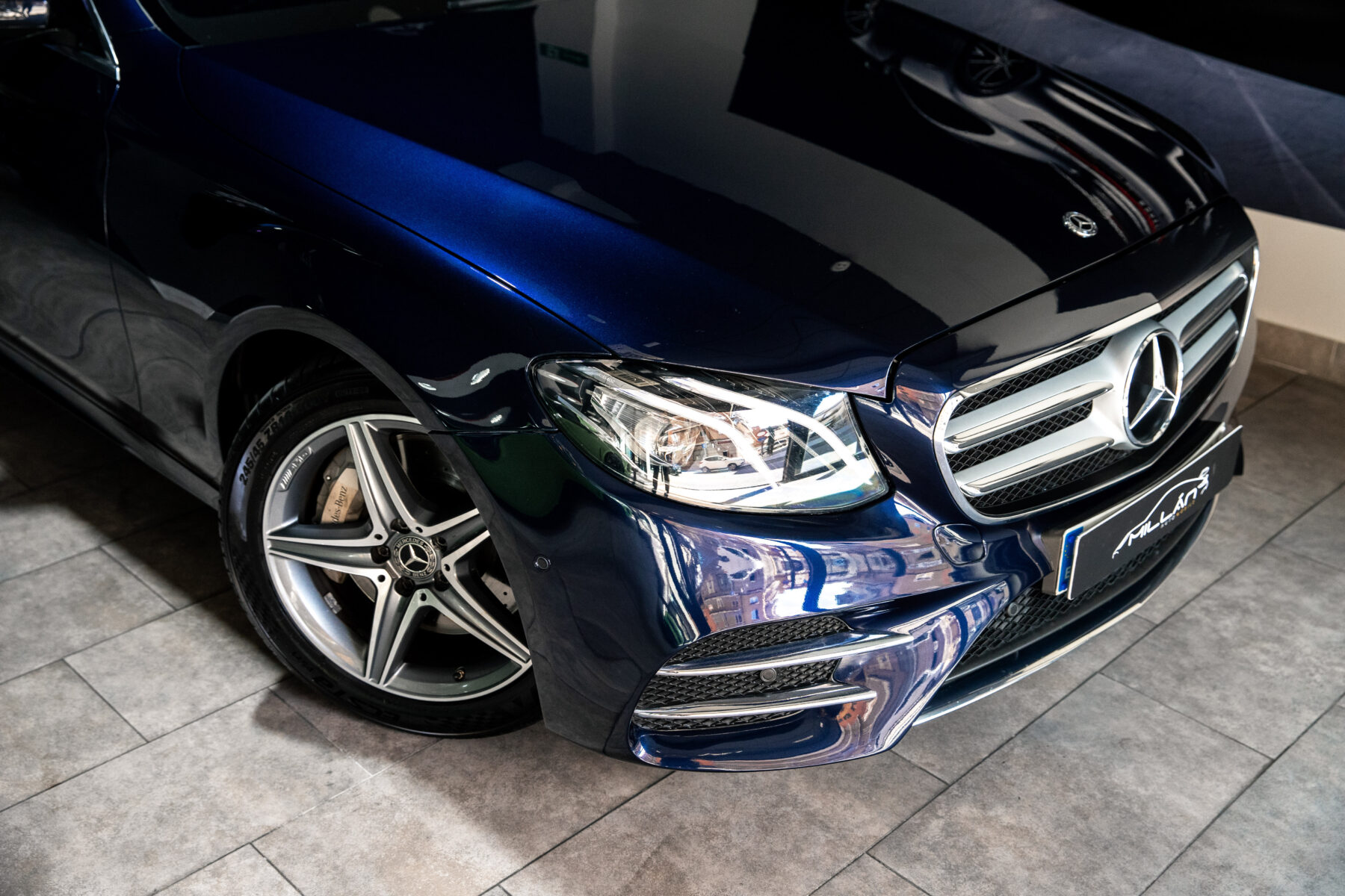 MERCEDES-BENZ E350 AMG