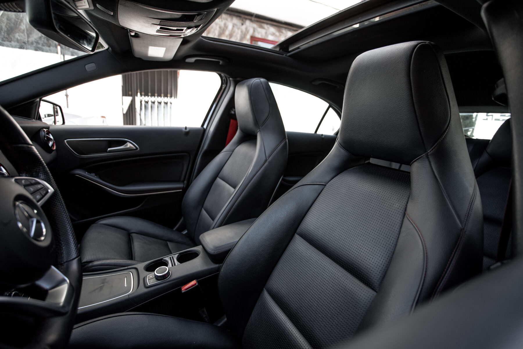 MERCEDES-BENZ A250 AMG 4 MATIC