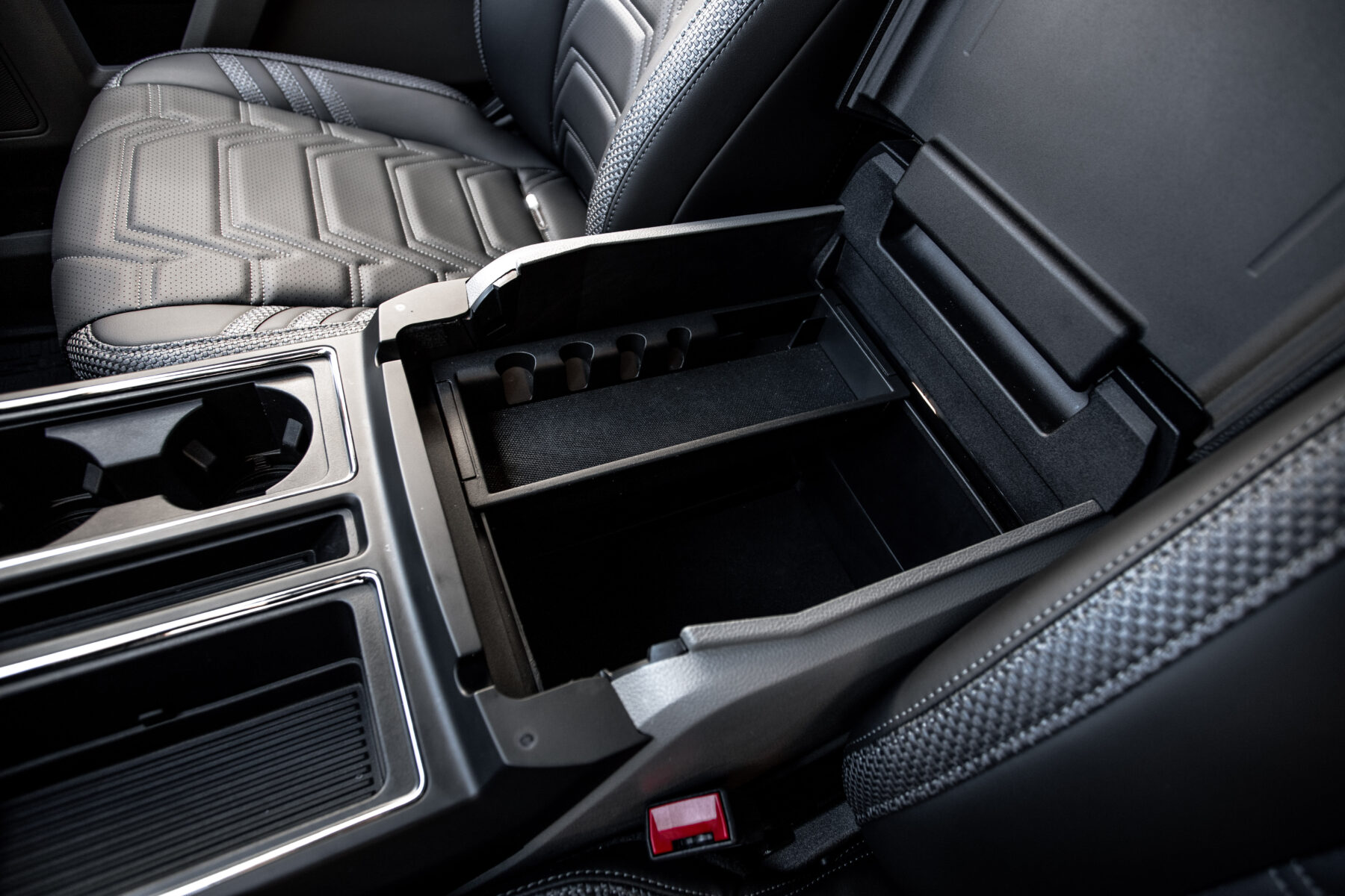 FORD F150 XLT LARIAT SUPERCREW AWD V8