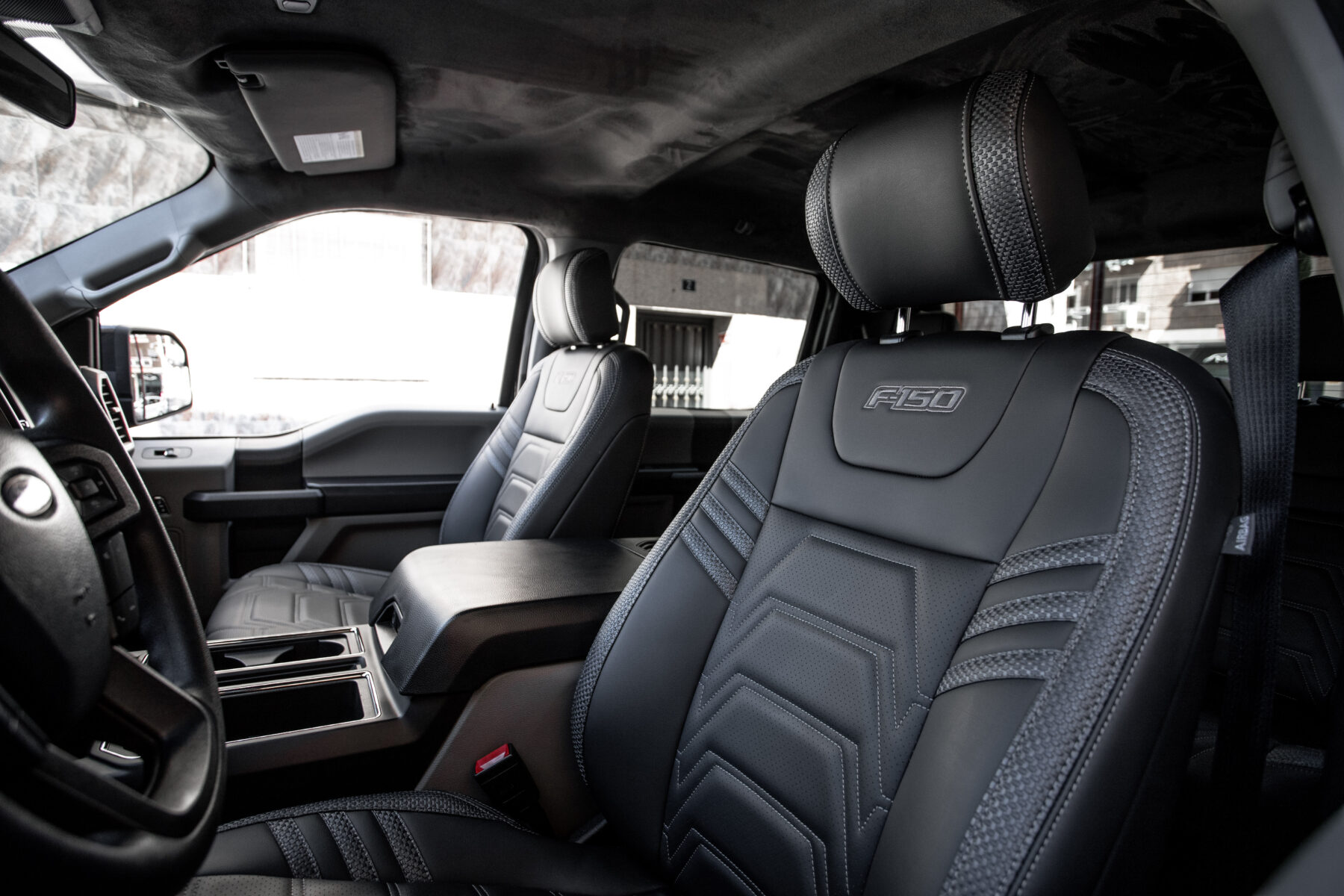 FORD F150 XLT LARIAT SUPERCREW AWD V8