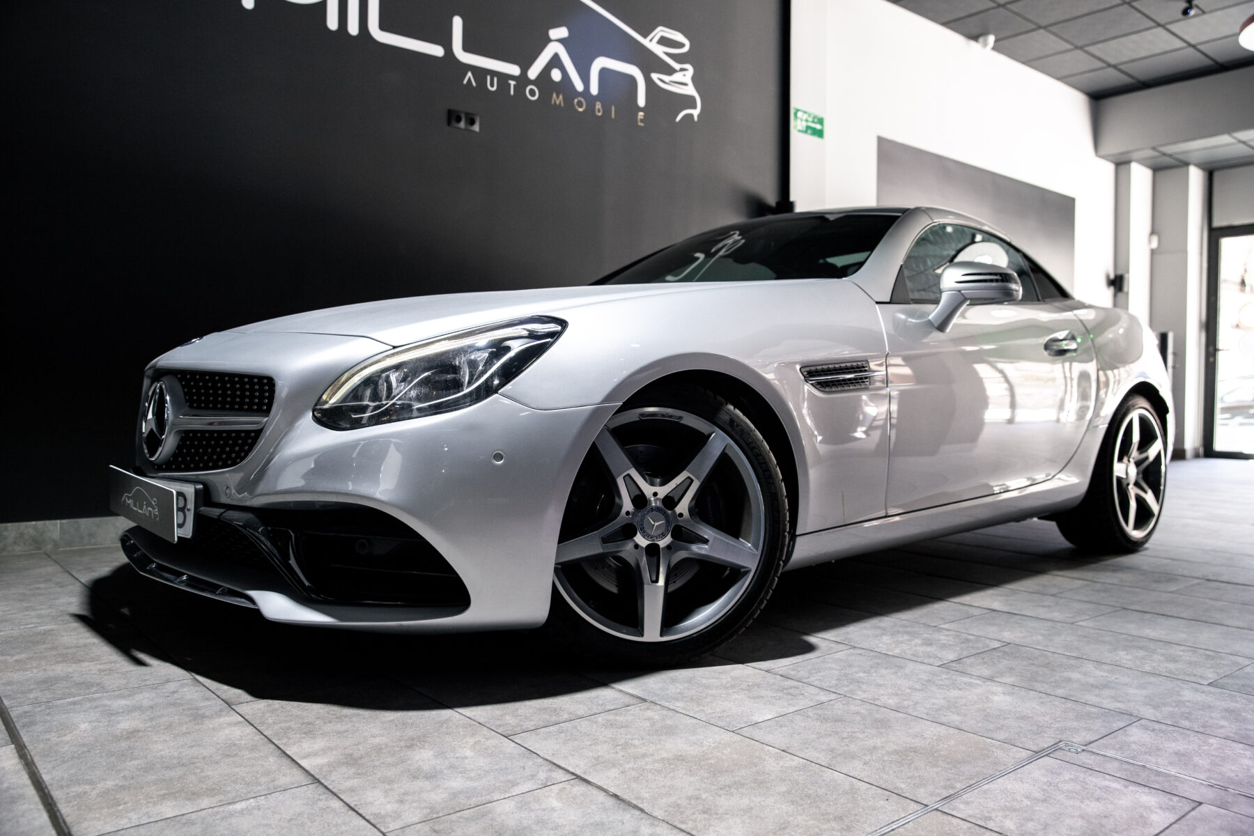 MERCEDES-BENZ SLC 250d AMG