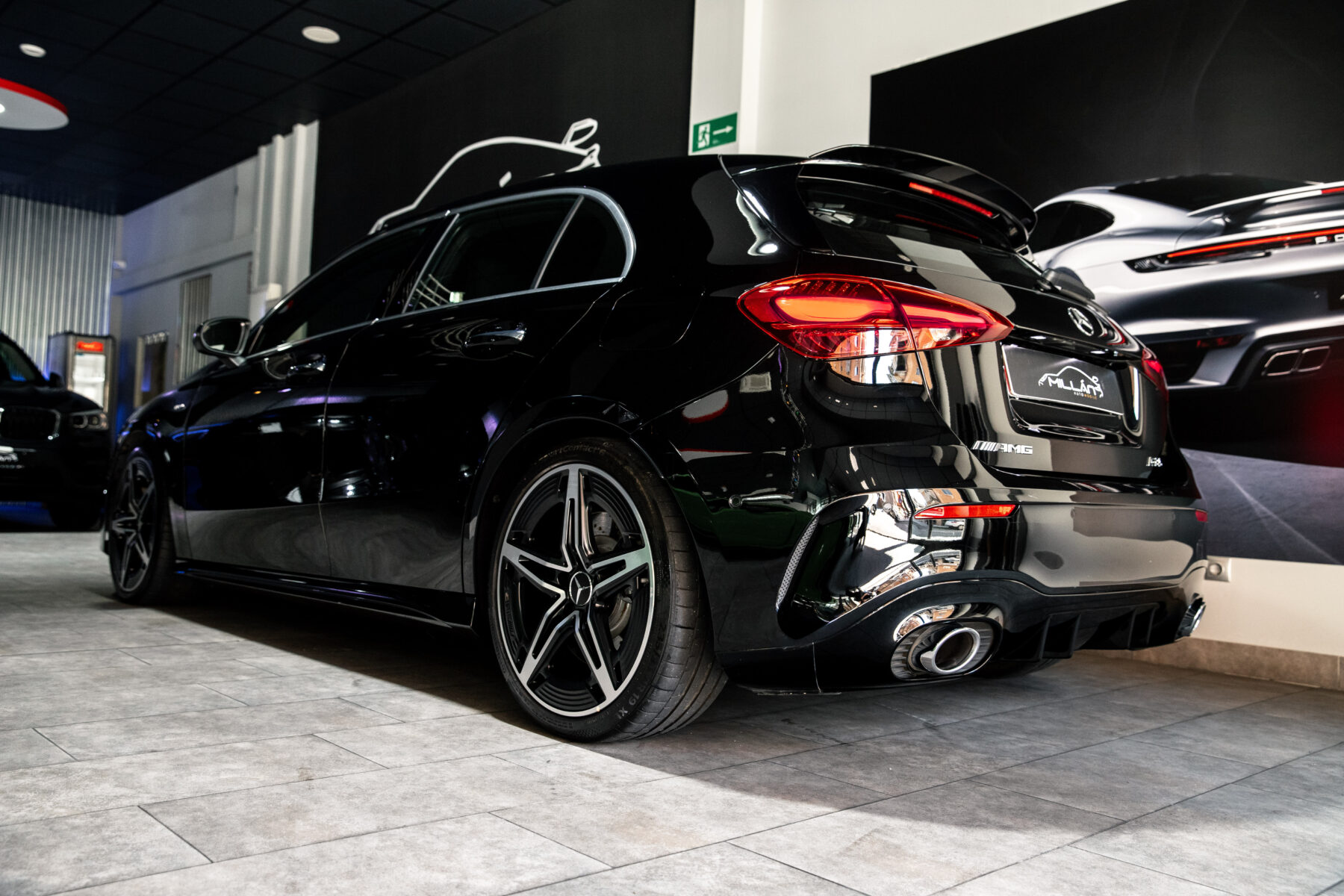 MERCEDES-BENZ A35AMG 4 MATIC
