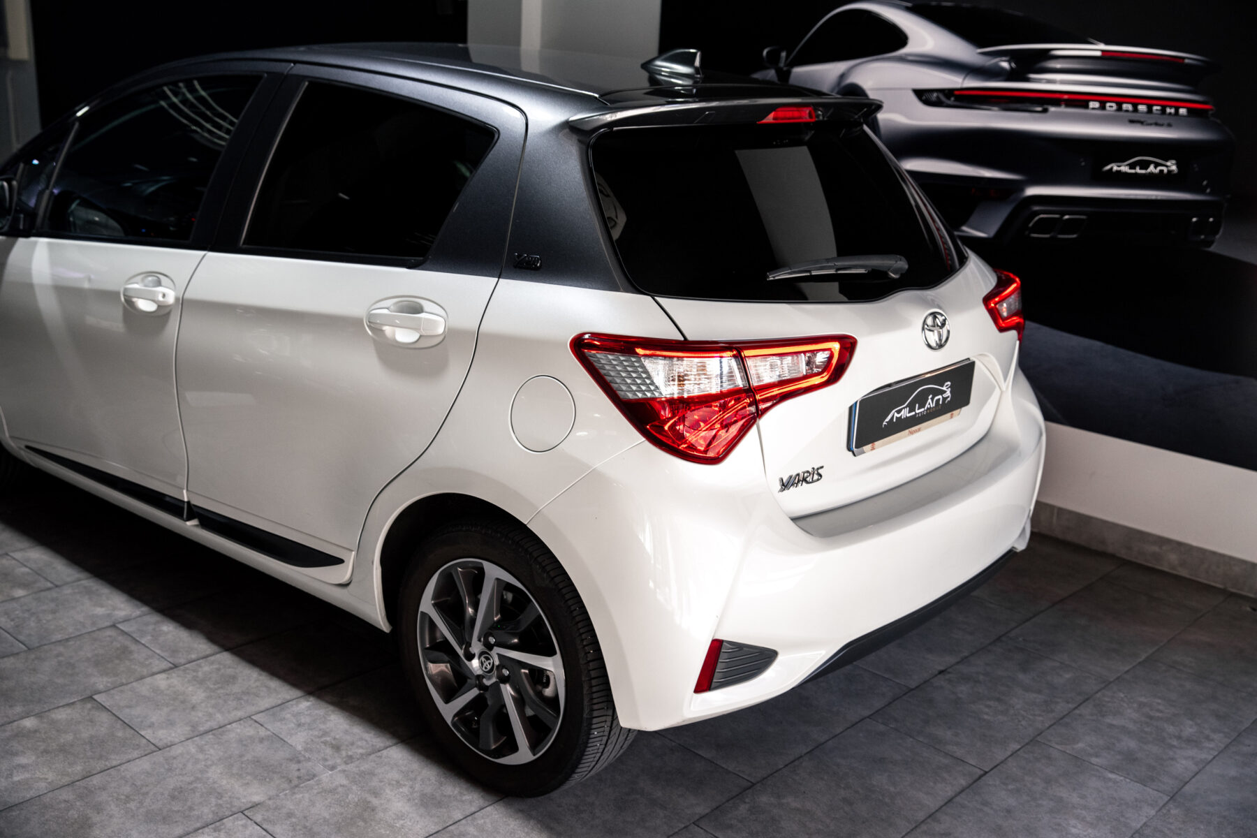 TOYOTA YARIS 20 ANIVERSARIO