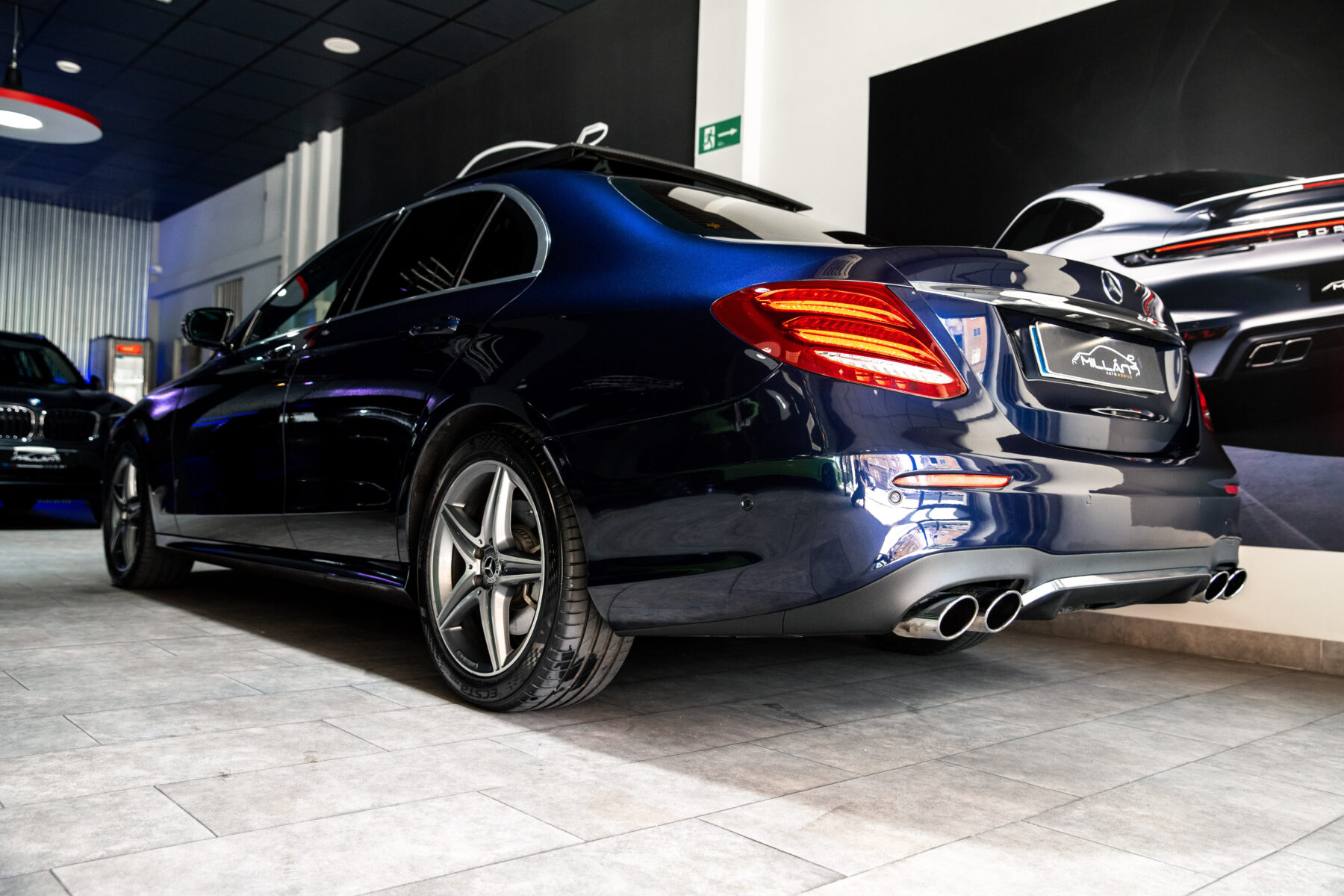 MERCEDES-BENZ E350 AMG