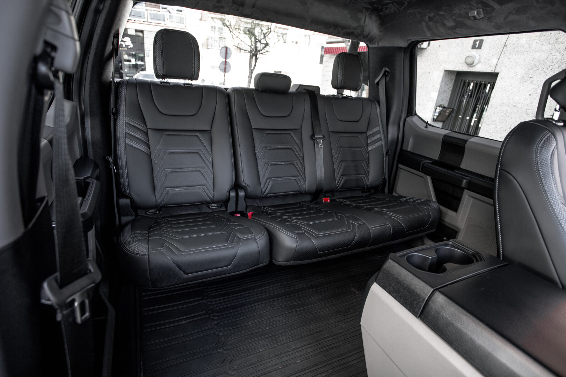 FORD F150 XLT LARIAT SUPERCREW AWD V8