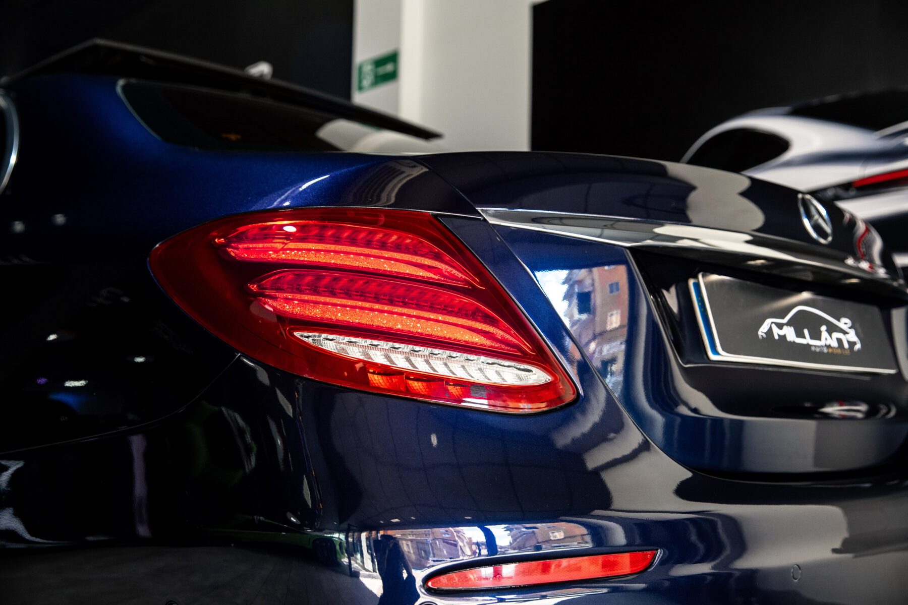 MERCEDES-BENZ E350 AMG