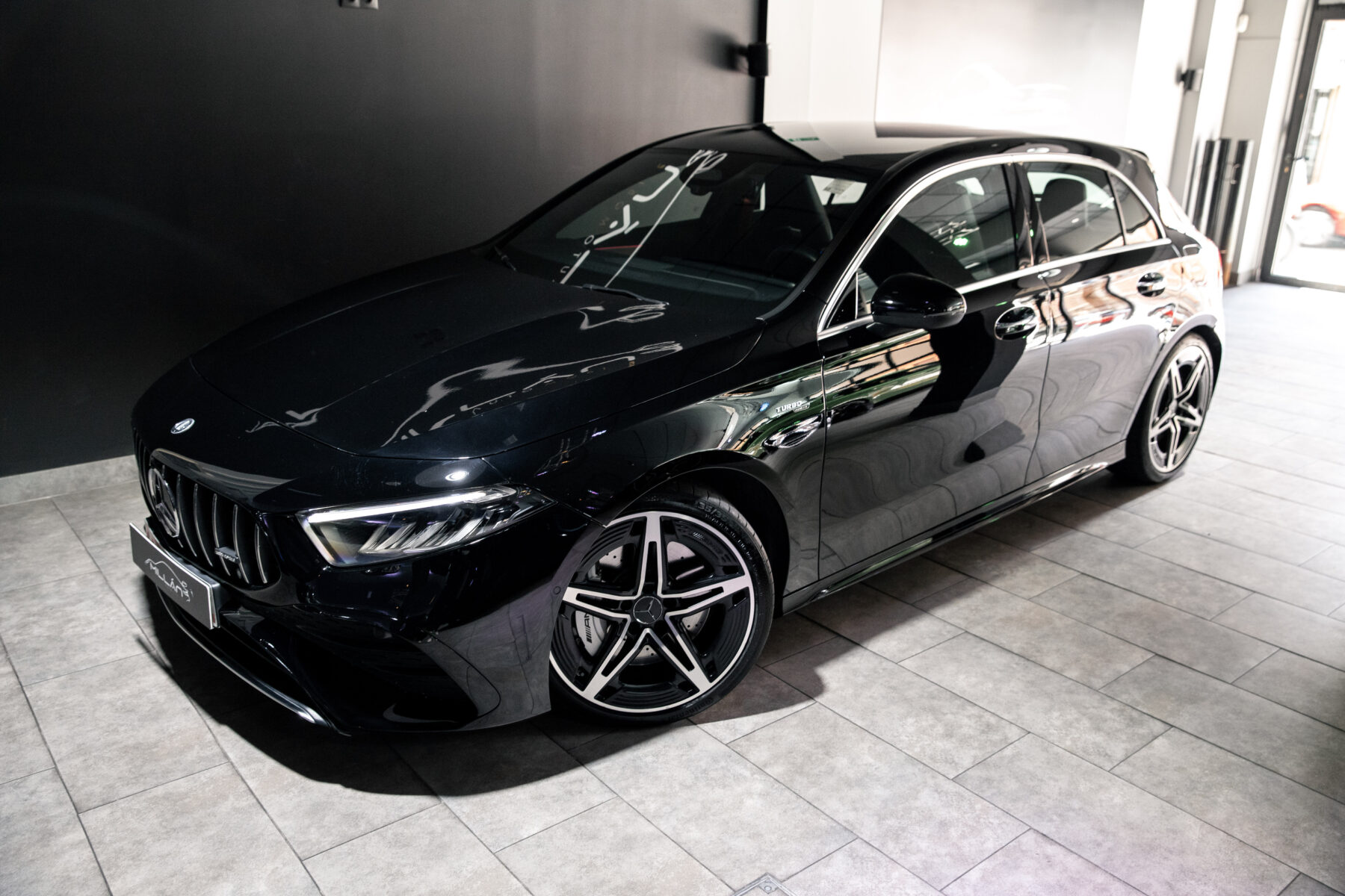 MERCEDES-BENZ A35AMG 4 MATIC